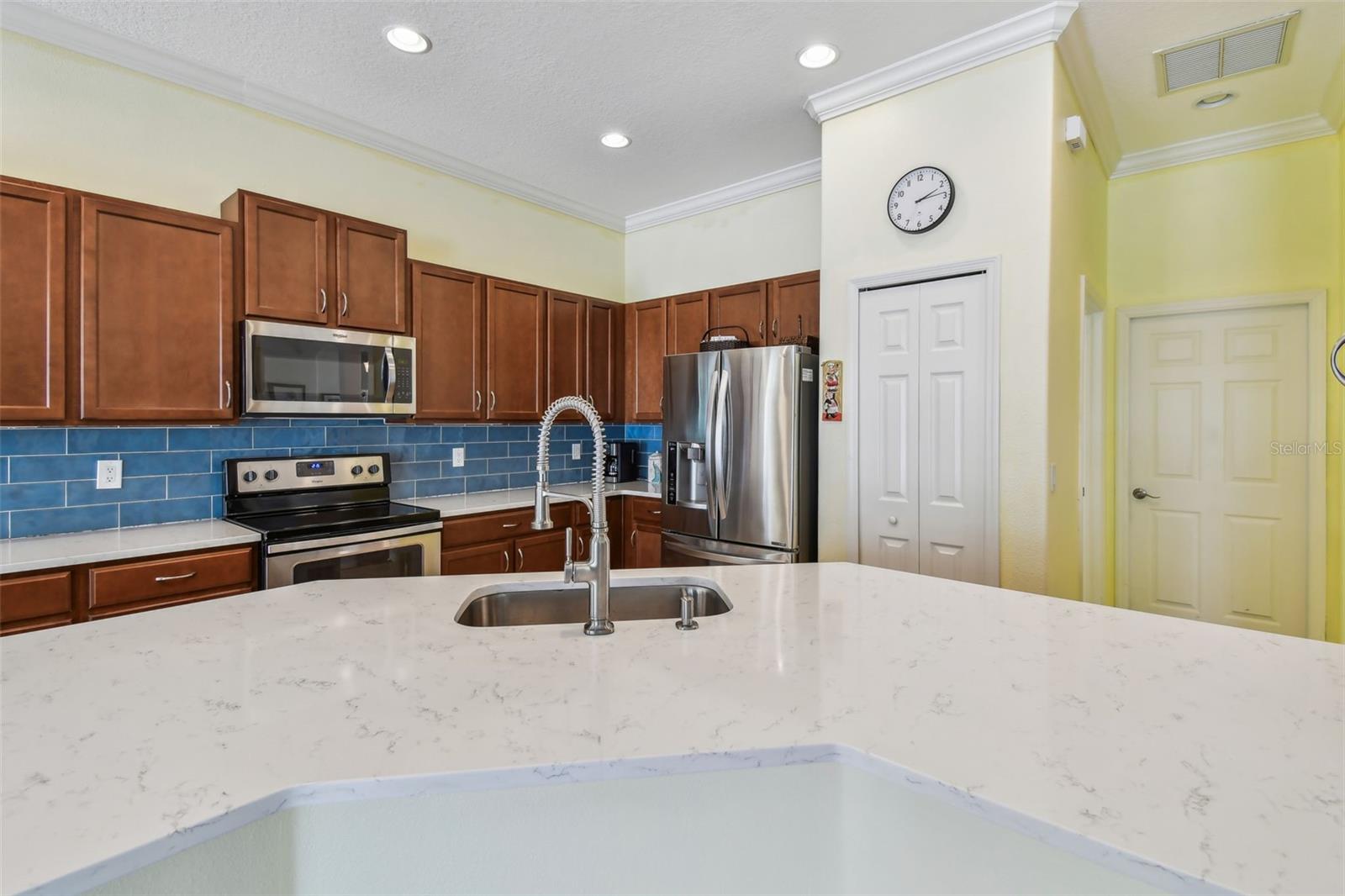 1709 SUNSET DR, TARPON SPRINGS, FL, 34689