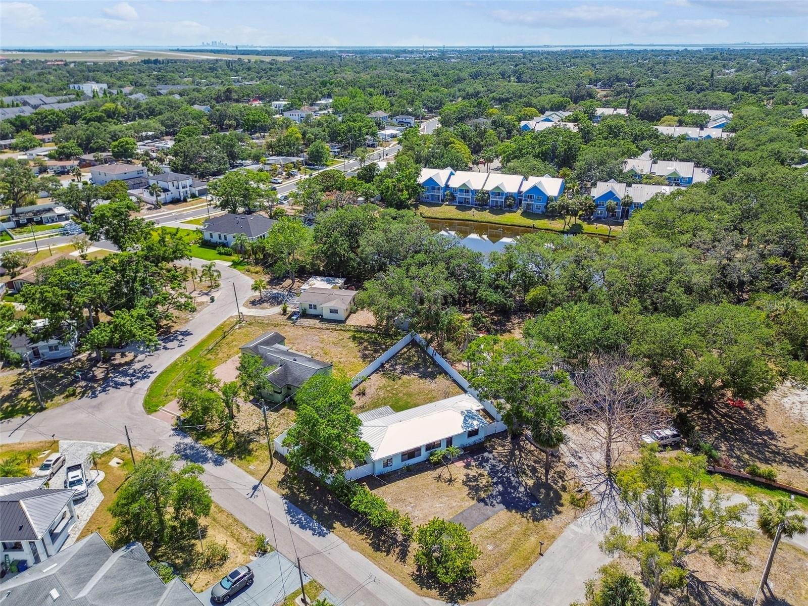 6217 S FOSTER AVE, TAMPA, FL, 33611