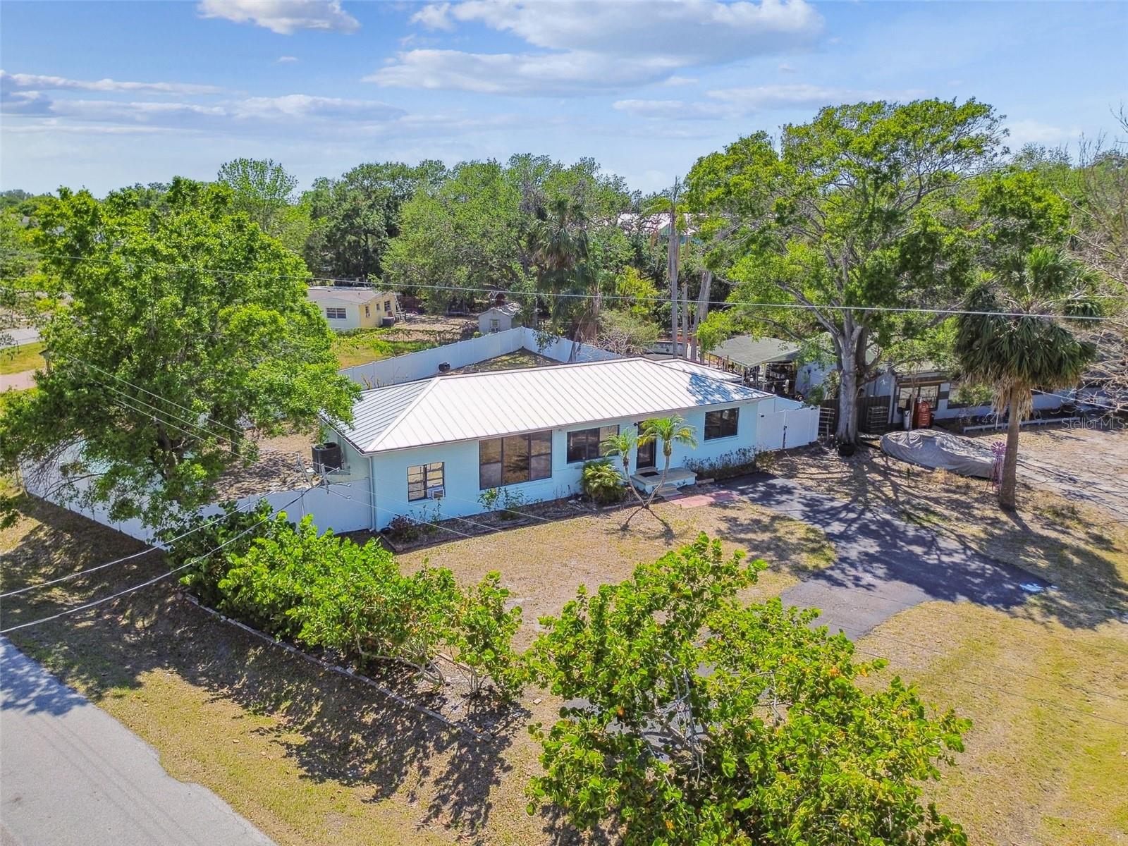 6217 S FOSTER AVE, TAMPA, FL, 33611