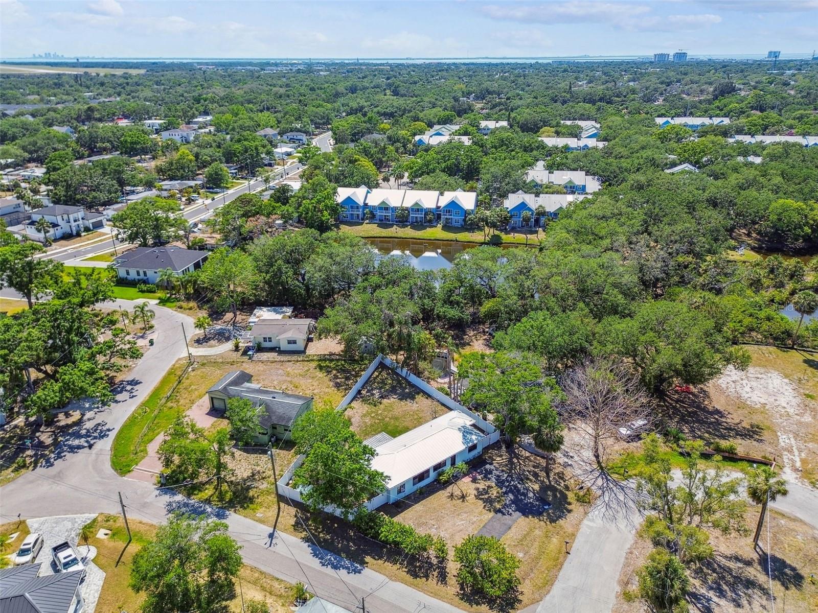 6217 S FOSTER AVE, TAMPA, FL, 33611