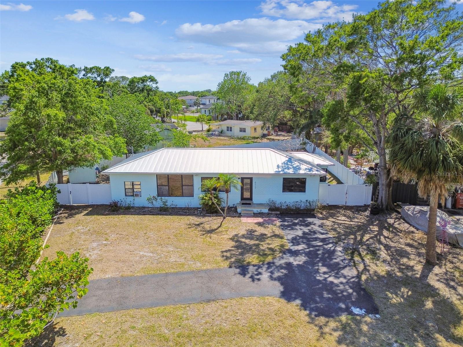 6217 S FOSTER AVE, TAMPA, FL, 33611