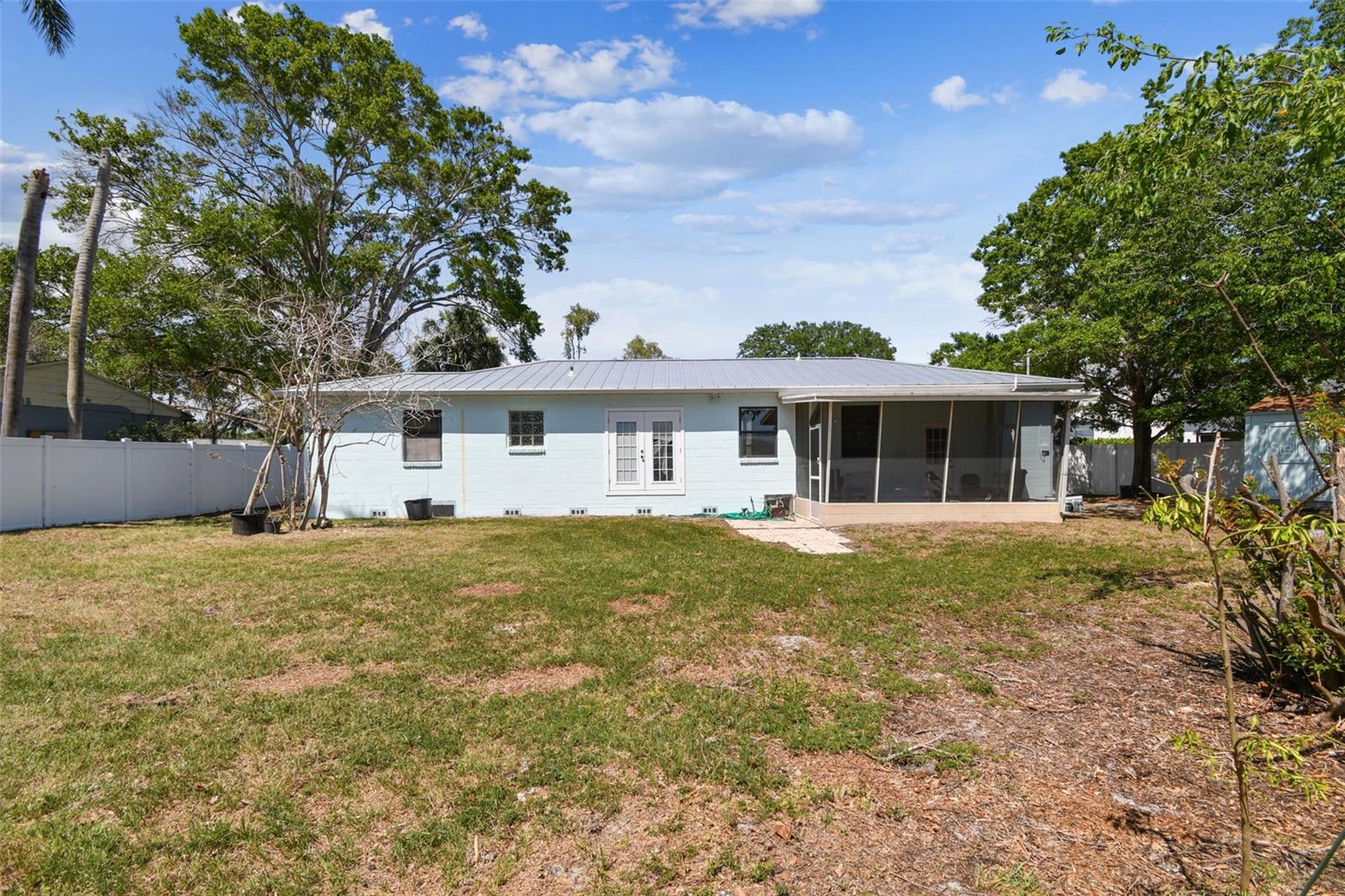 6217 S FOSTER AVE, TAMPA, FL, 33611