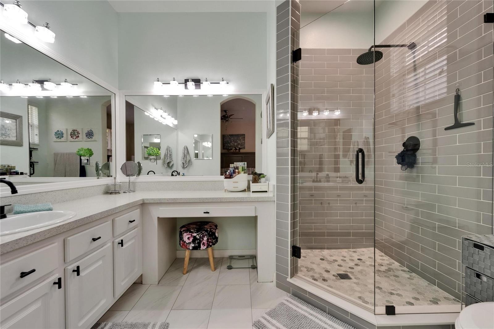 8132 STONE PATH WAY, TAMPA, FL, 33647