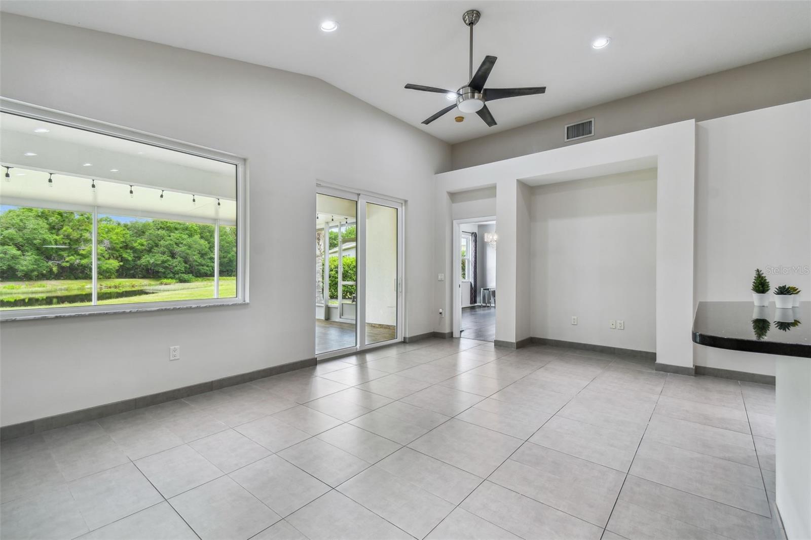 8208 PINEWOOD RUN CT, TAMPA, FL, 33647