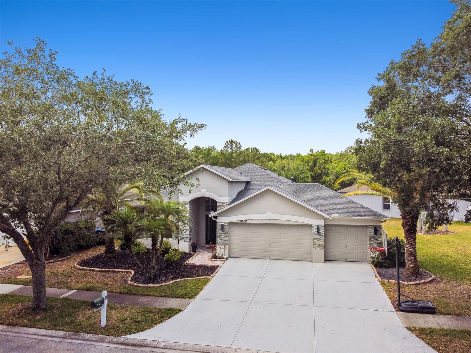 8208 PINEWOOD RUN CT, TAMPA, FL, 33647