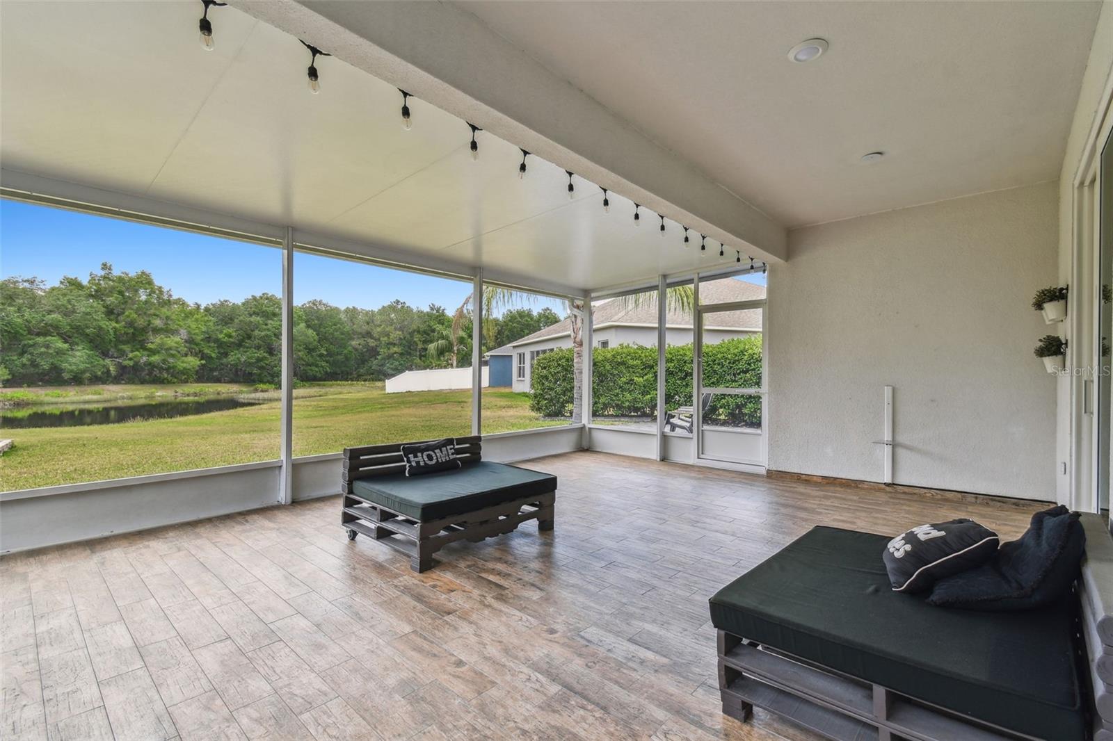 8208 PINEWOOD RUN CT, TAMPA, FL, 33647