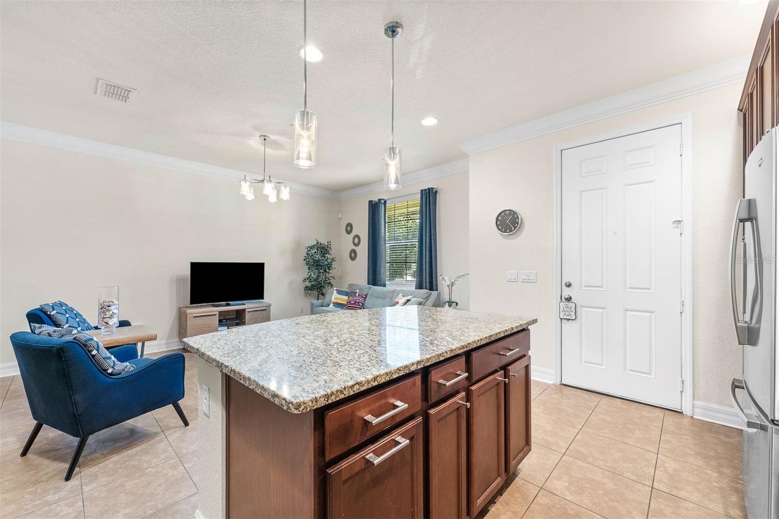 9987 EAGLE CREEK CENTER BLVD, ORLANDO, FL, 32832