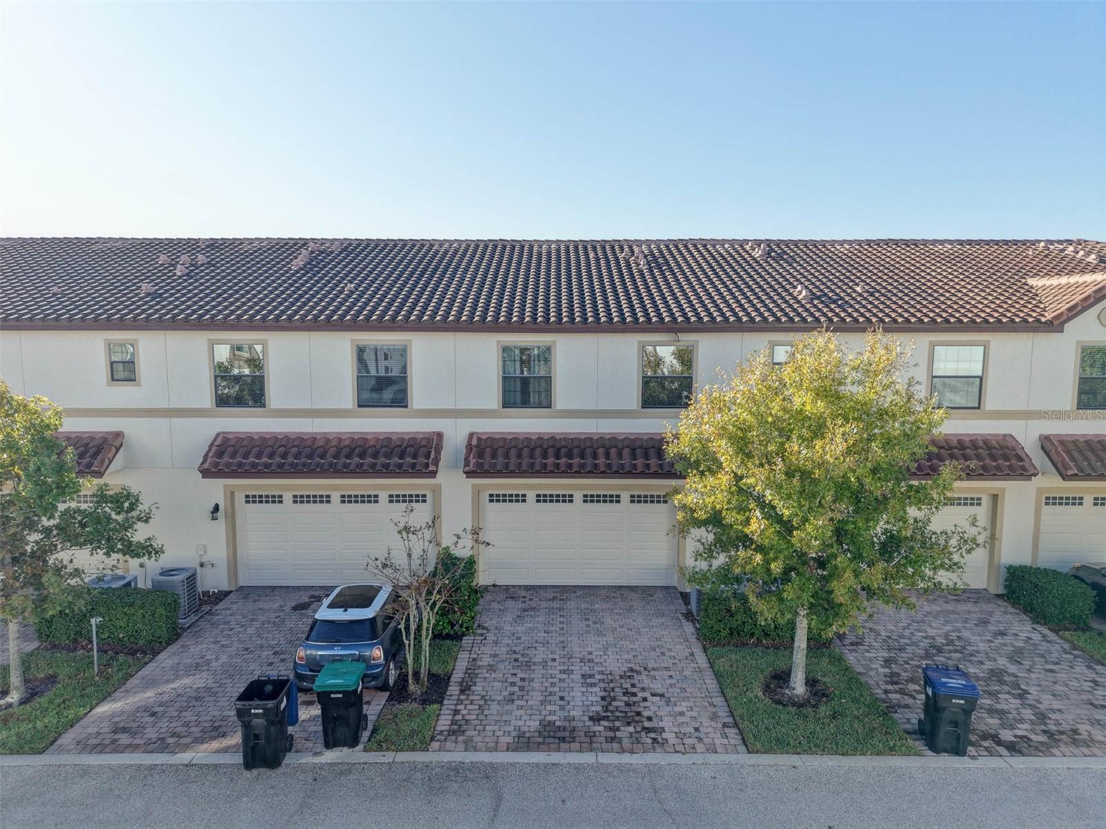 9987 EAGLE CREEK CENTER BLVD, ORLANDO, FL, 32832