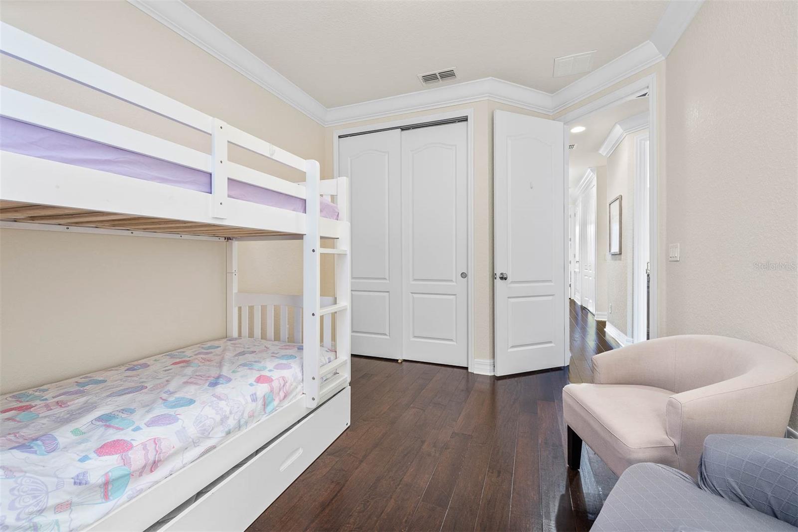 9987 EAGLE CREEK CENTER BLVD, ORLANDO, FL, 32832