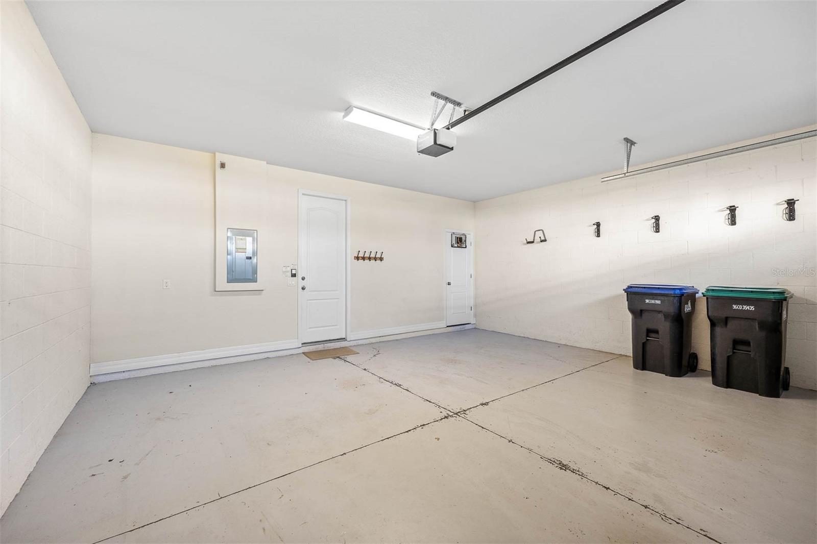 9987 EAGLE CREEK CENTER BLVD, ORLANDO, FL, 32832