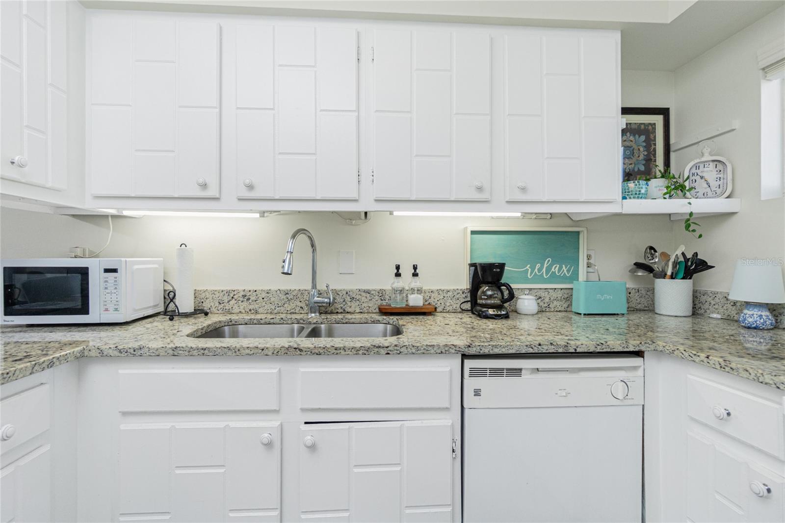 22375 EDGEWATER DR #123, PUNTA GORDA, FL, 33980