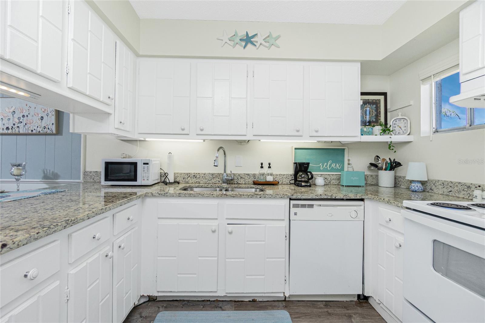 22375 EDGEWATER DR #123, PUNTA GORDA, FL, 33980