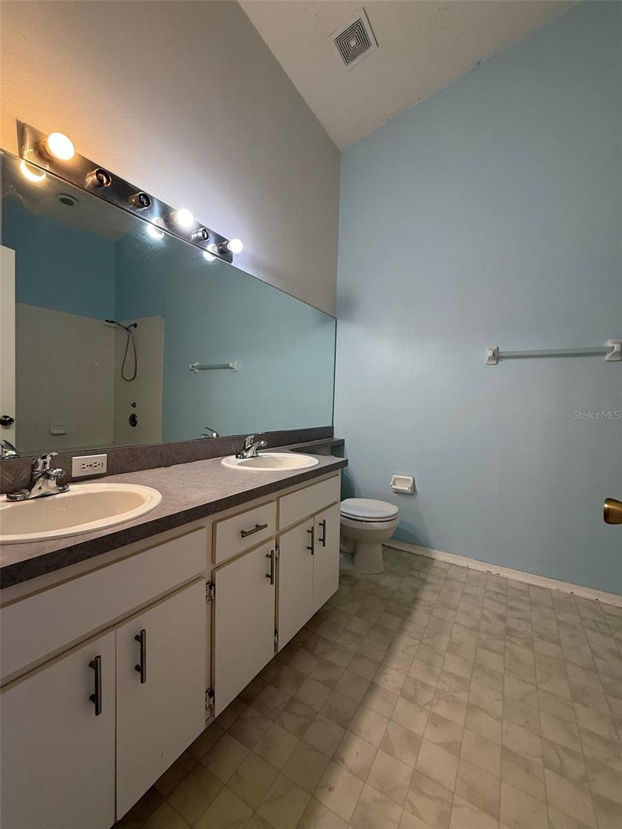 412 COUNTRYSIDE KEY BLVD, OLDSMAR, FL, 34677