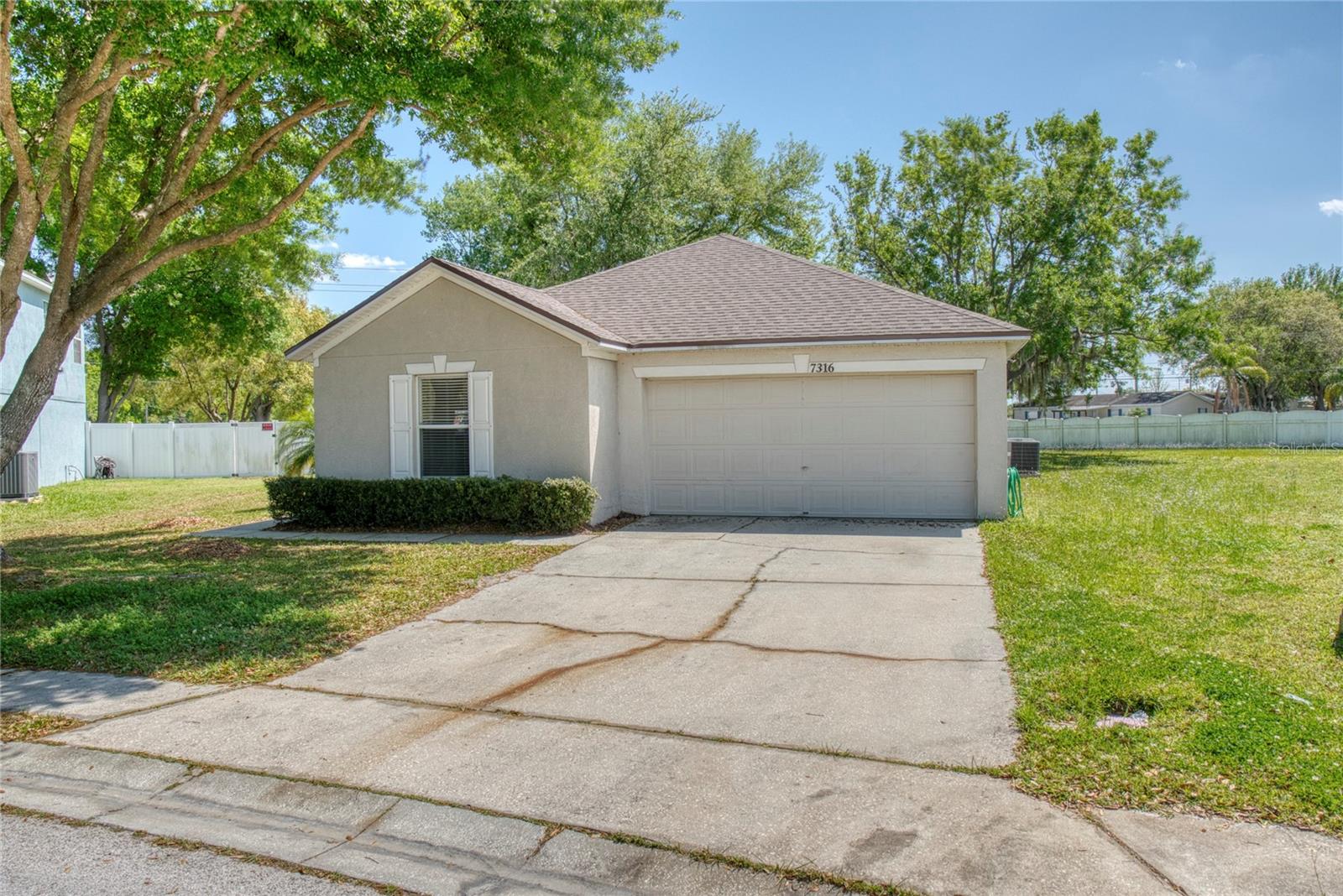 7316 HUNTERS GREENE CIR, LAKELAND, FL, 33810