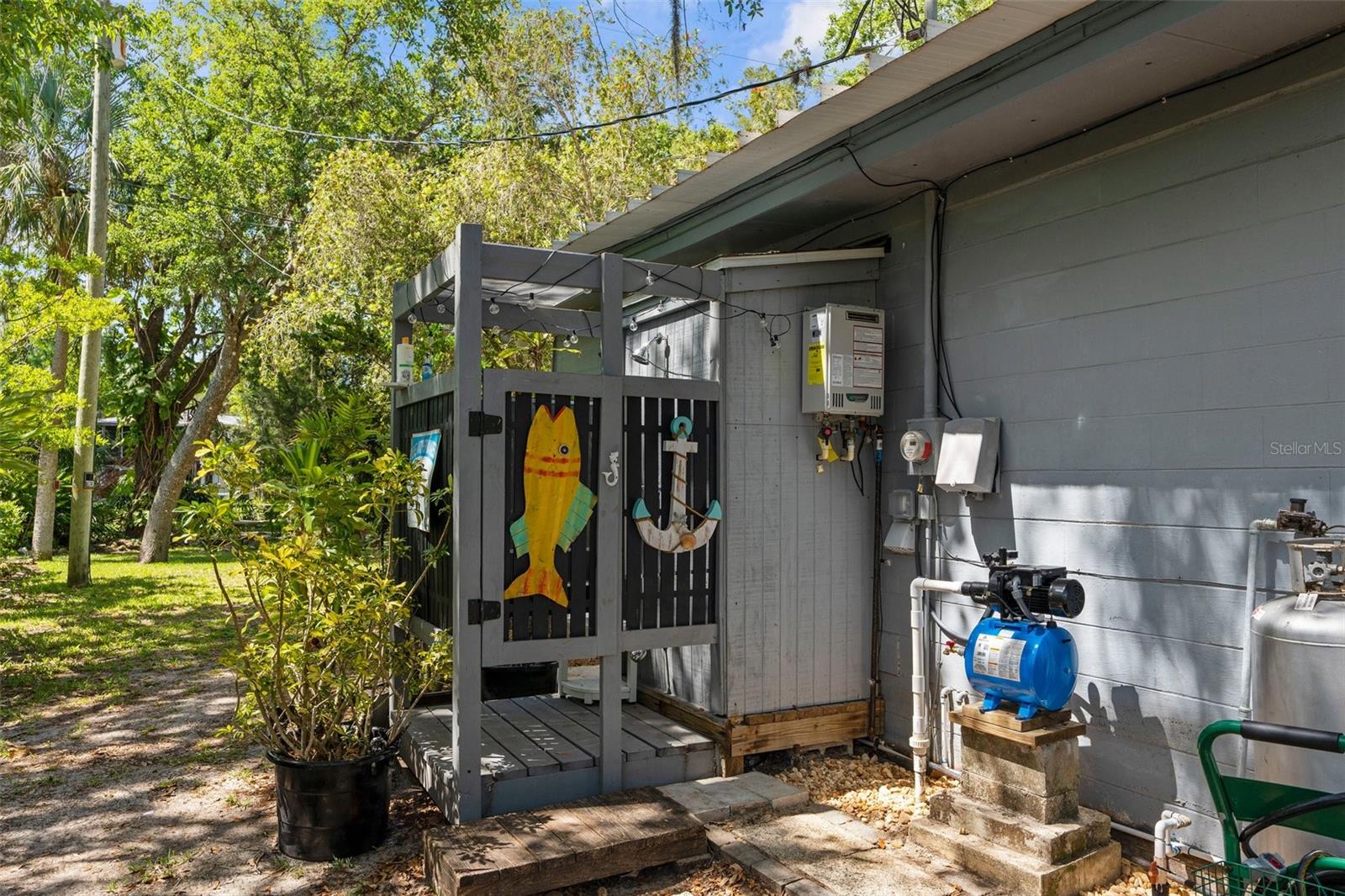 5421 GAY ST, WEEKI WACHEE, FL, 34607