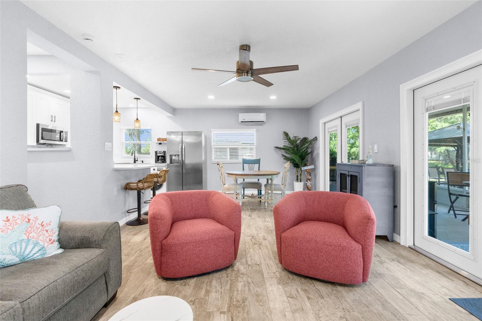 5421 GAY ST, WEEKI WACHEE, FL, 34607