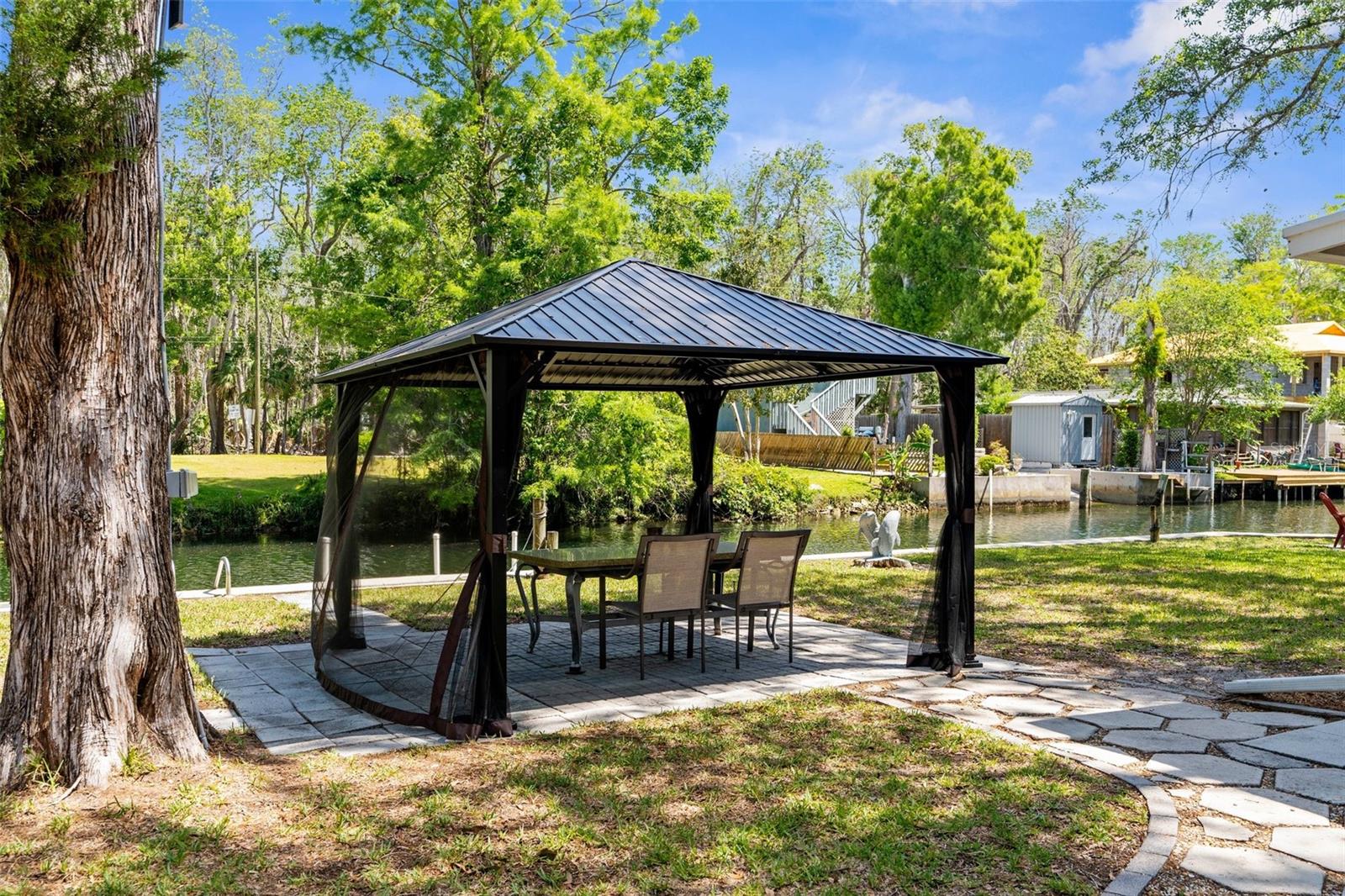 5421 GAY ST, WEEKI WACHEE, FL, 34607