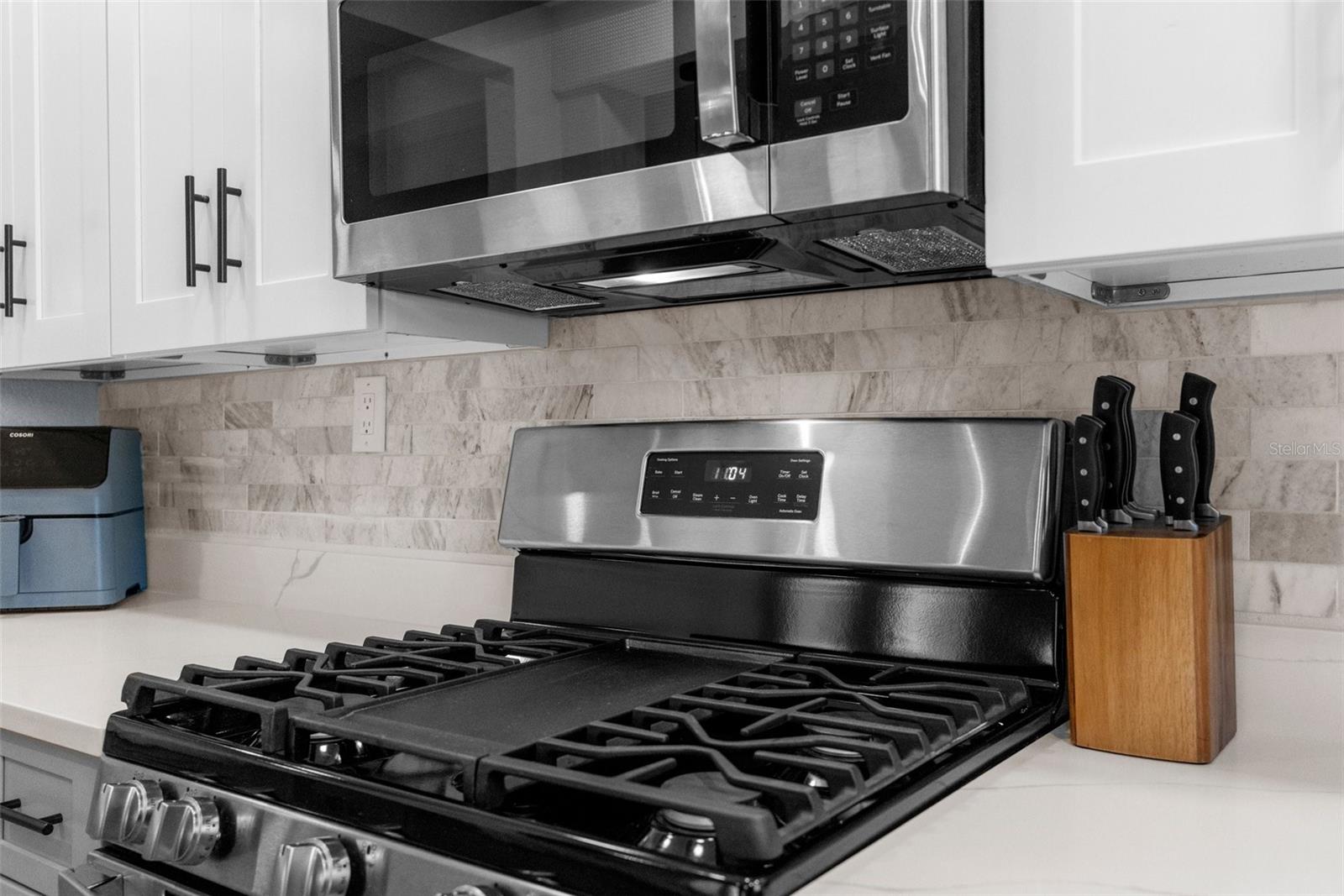 5421 GAY ST, WEEKI WACHEE, FL, 34607