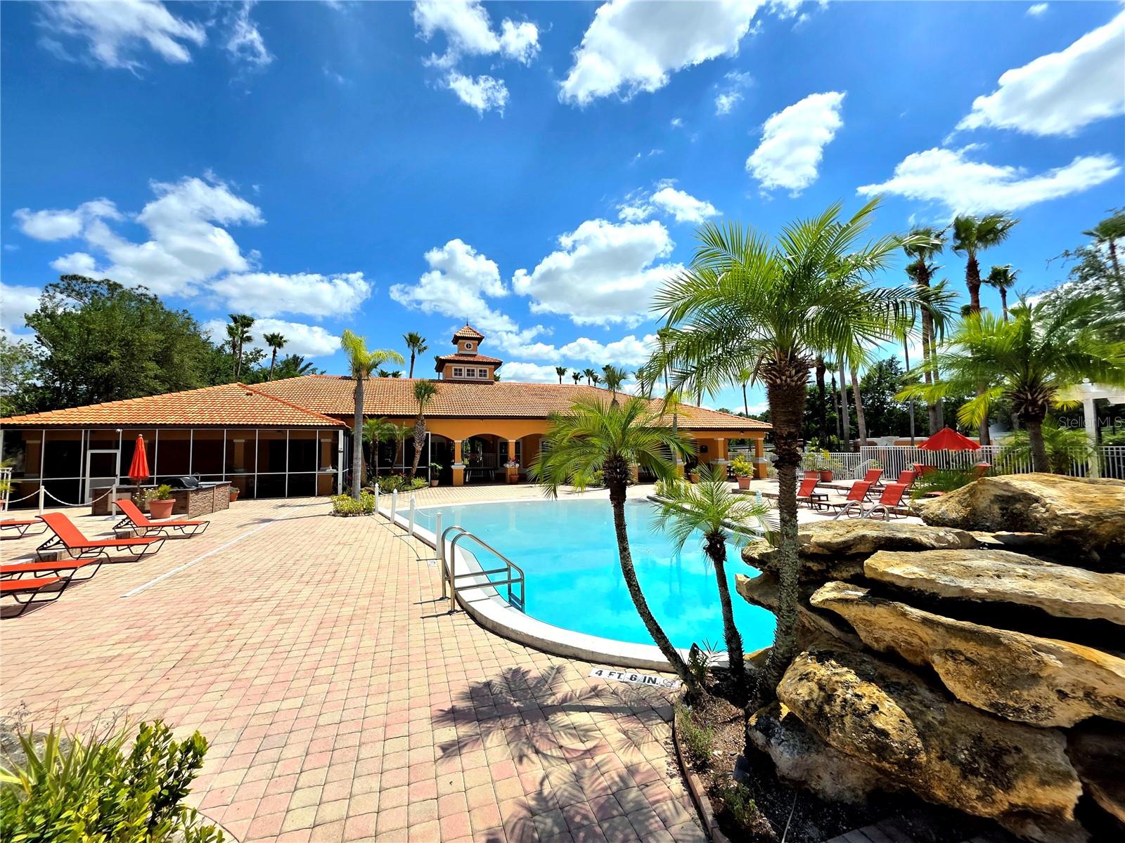 5451 VINELAND RD #111, ORLANDO, FL, 32811