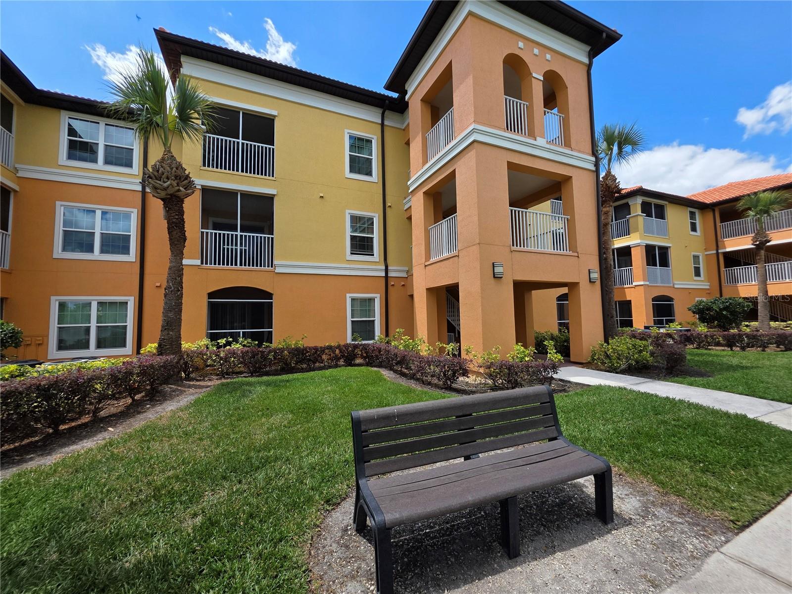 5451 VINELAND RD #111, ORLANDO, FL, 32811