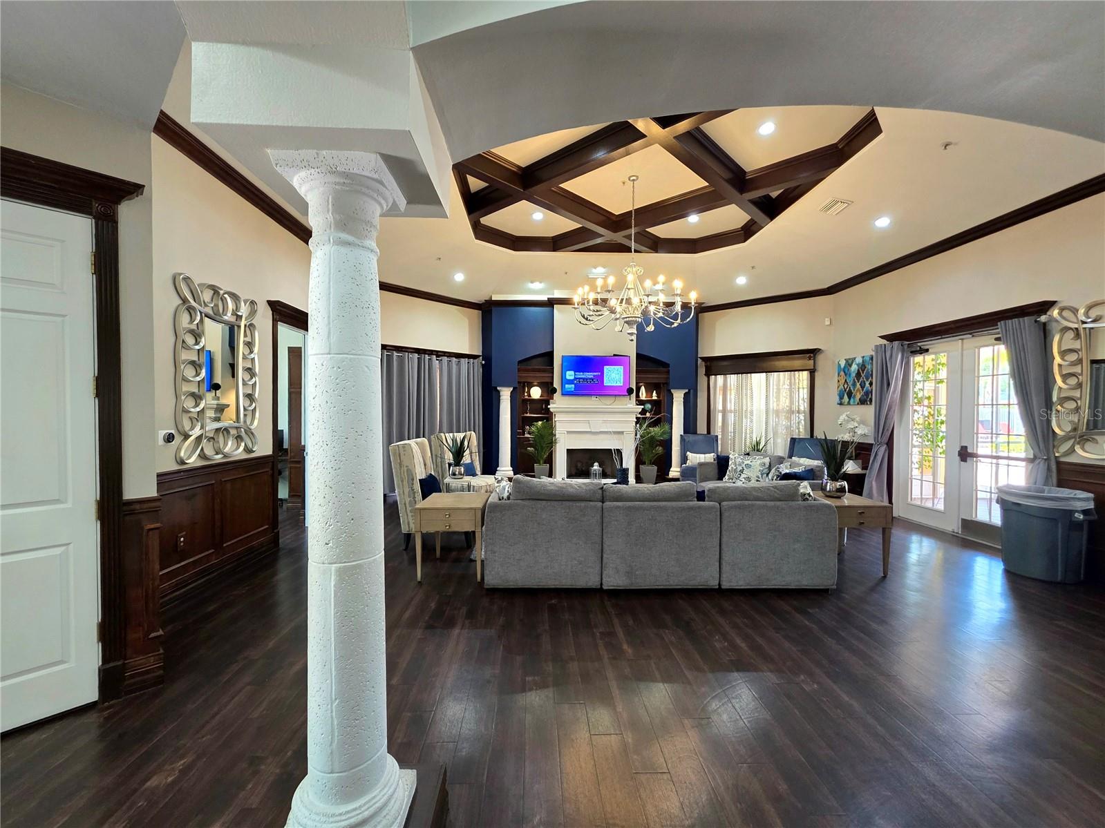 5451 VINELAND RD #111, ORLANDO, FL, 32811