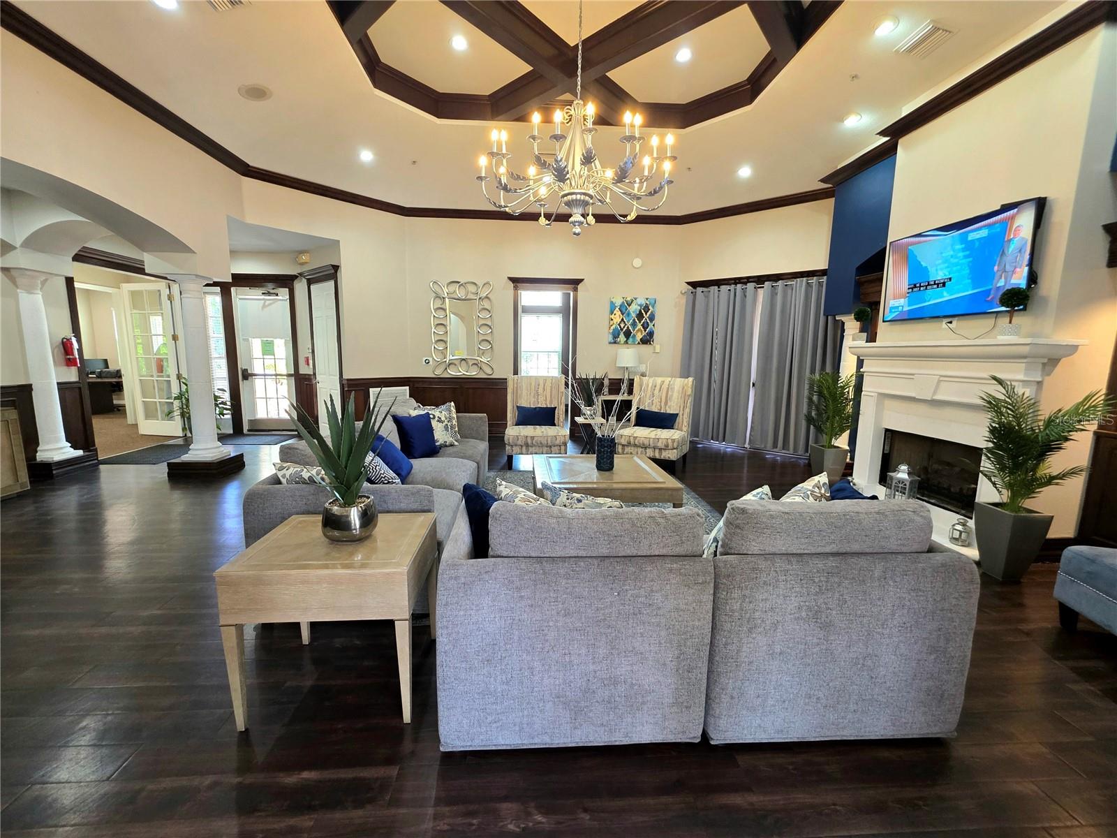 5451 VINELAND RD #111, ORLANDO, FL, 32811