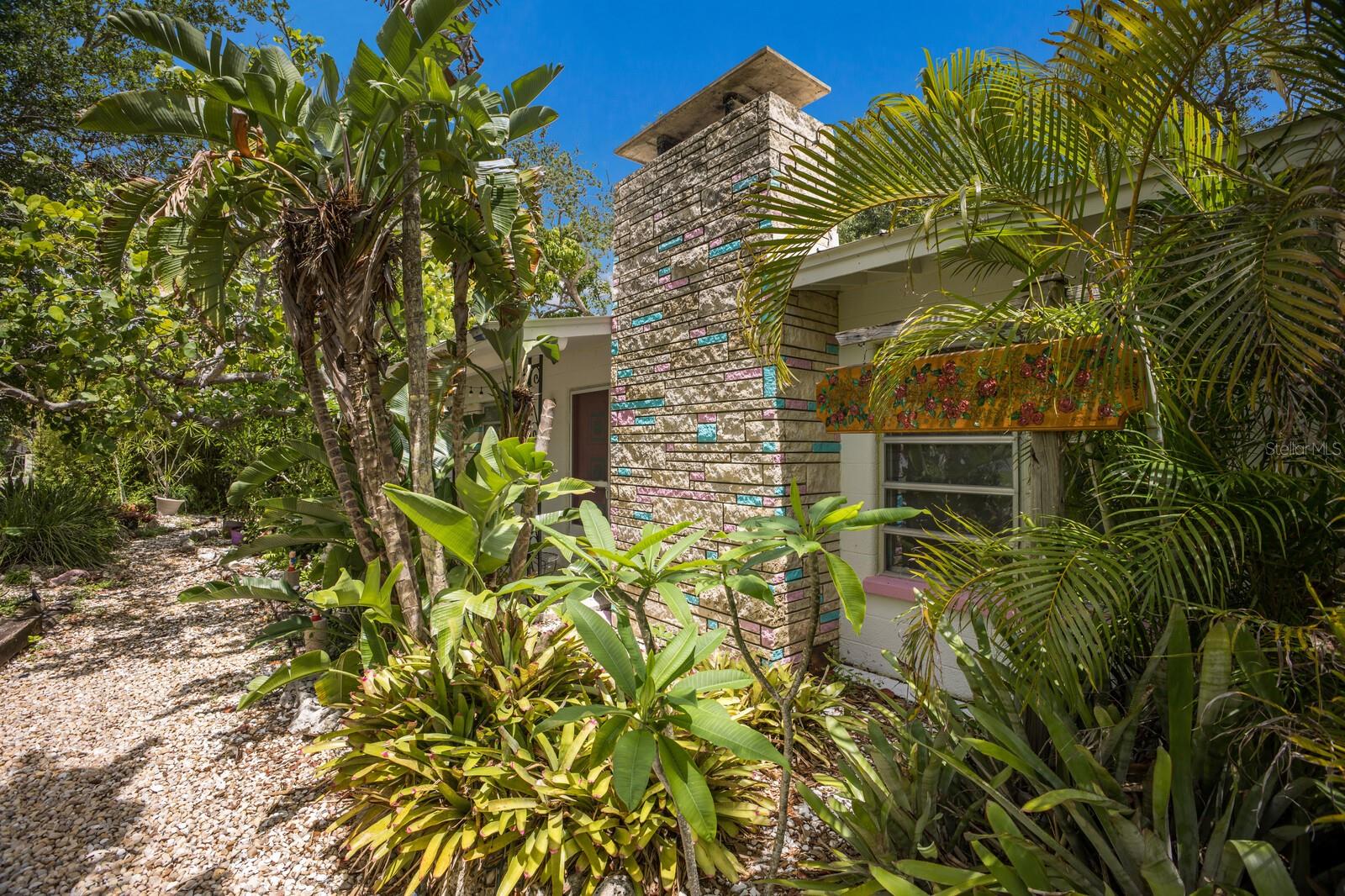 2207 HICKORY AVE, SARASOTA, FL, 34234