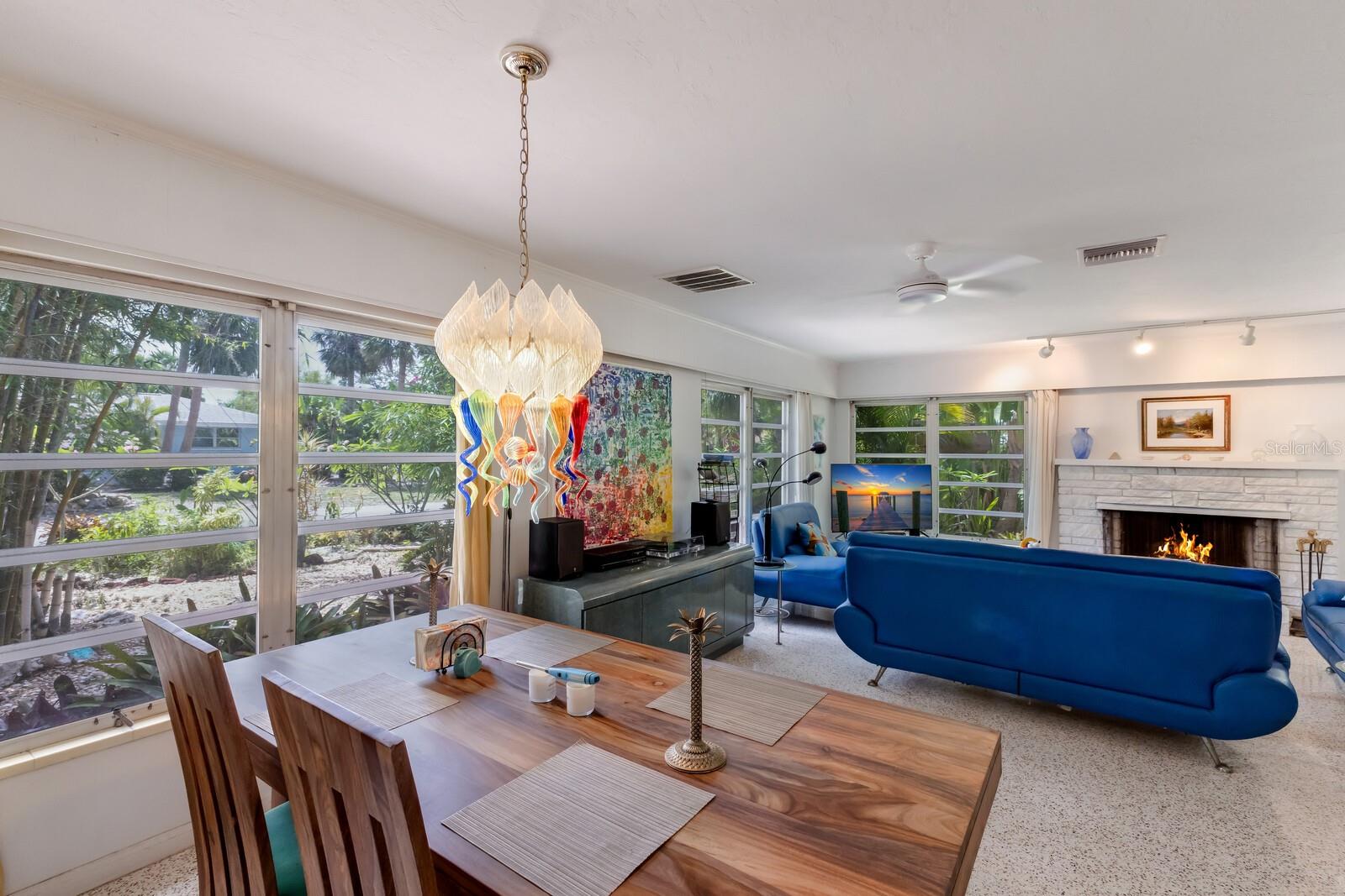 2207 HICKORY AVE, SARASOTA, FL, 34234