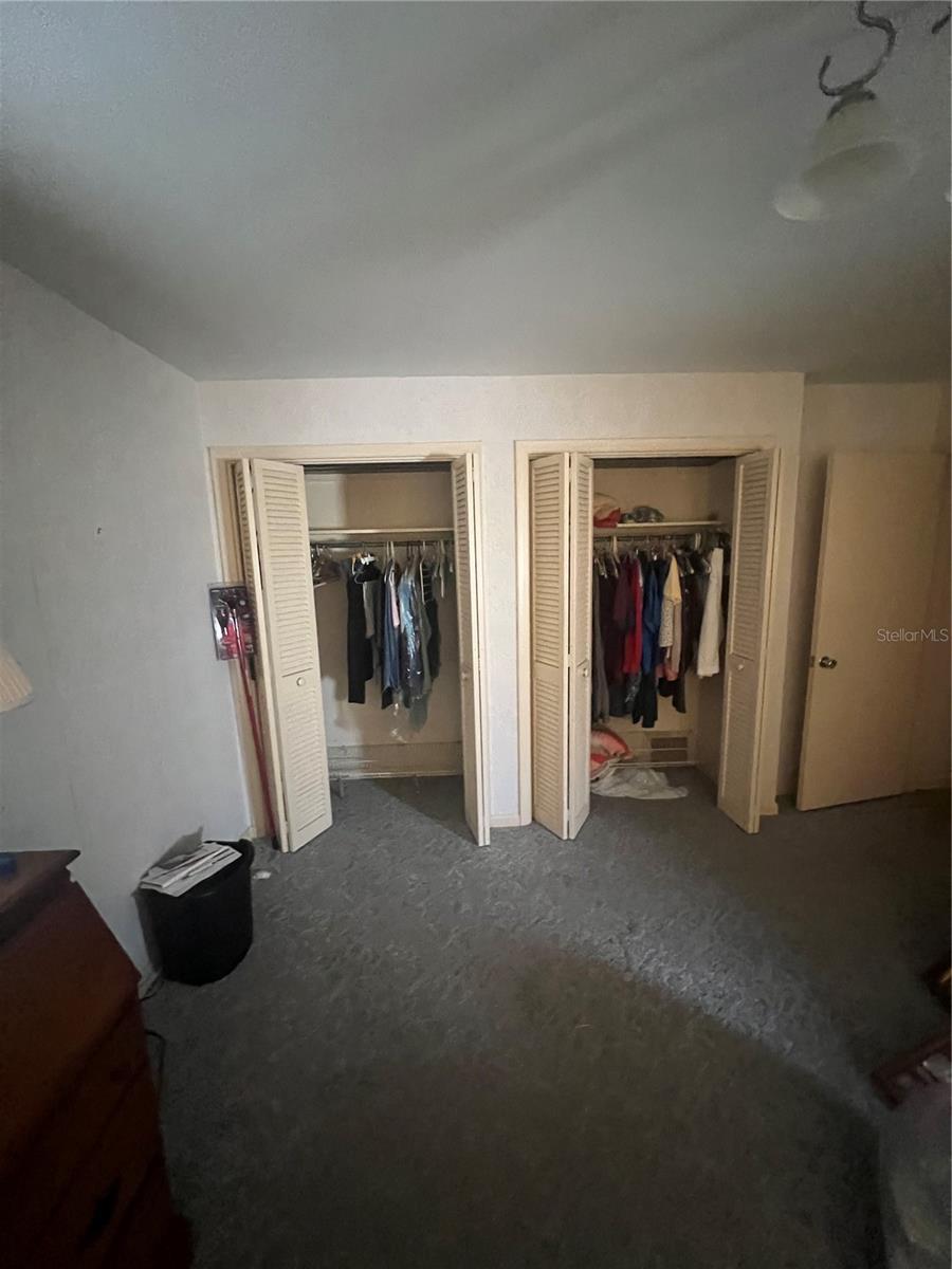 2507 HOLLIS DR, TAMPA, FL, 33618