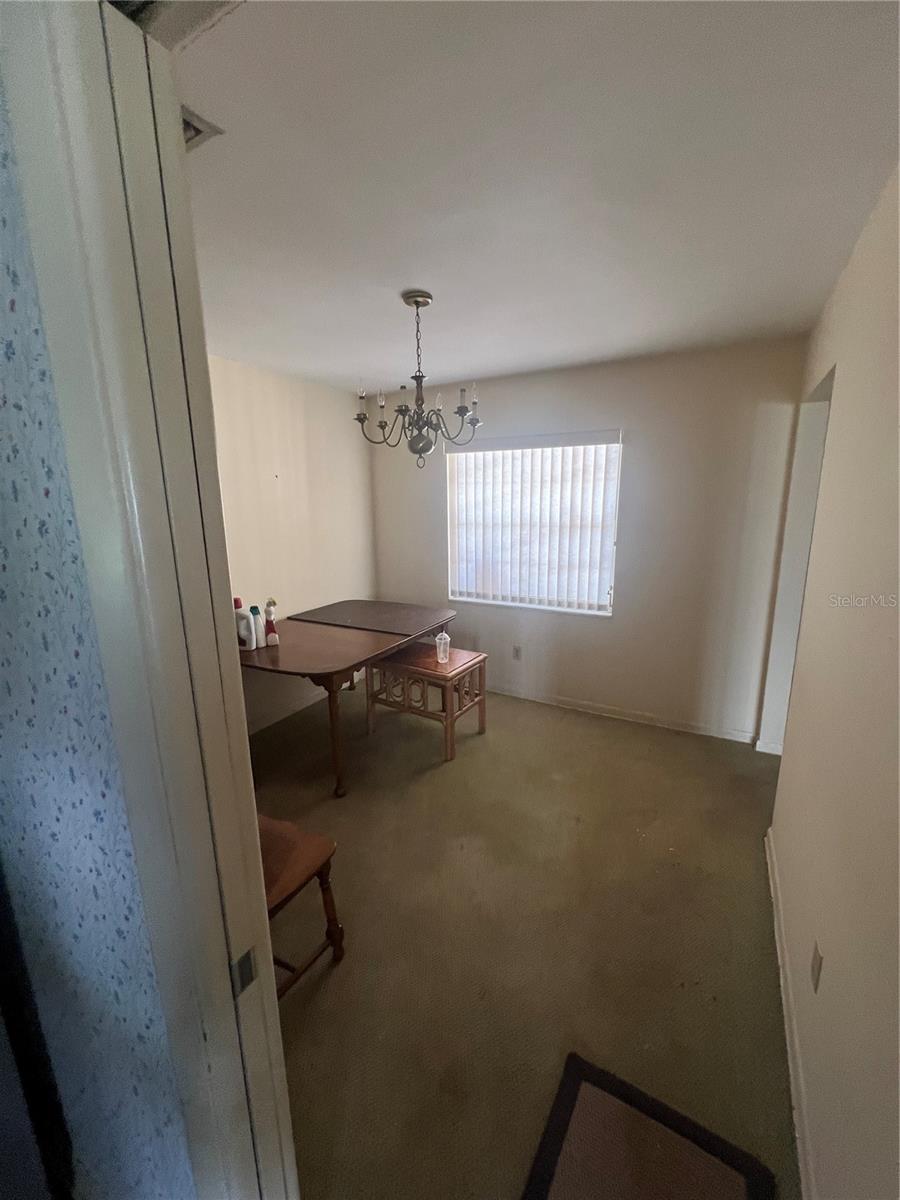 2507 HOLLIS DR, TAMPA, FL, 33618