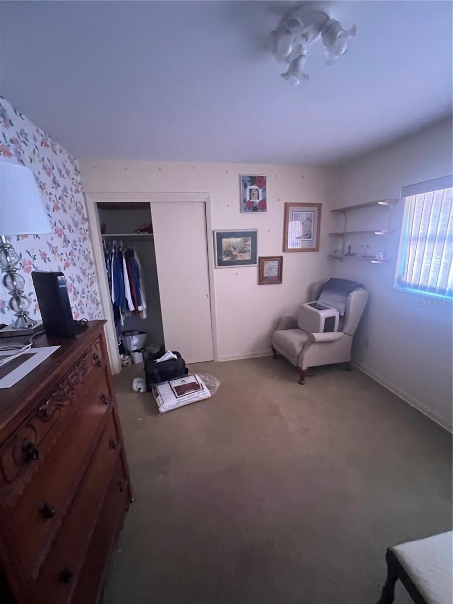 2507 HOLLIS DR, TAMPA, FL, 33618