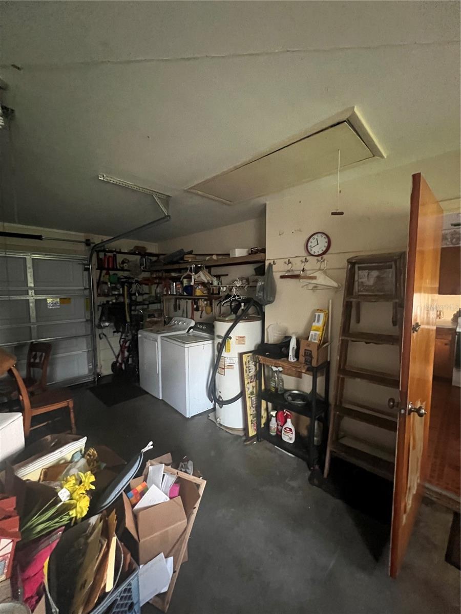 2507 HOLLIS DR, TAMPA, FL, 33618