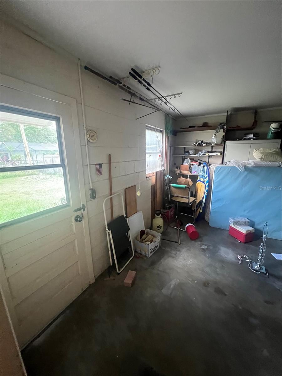 2507 HOLLIS DR, TAMPA, FL, 33618