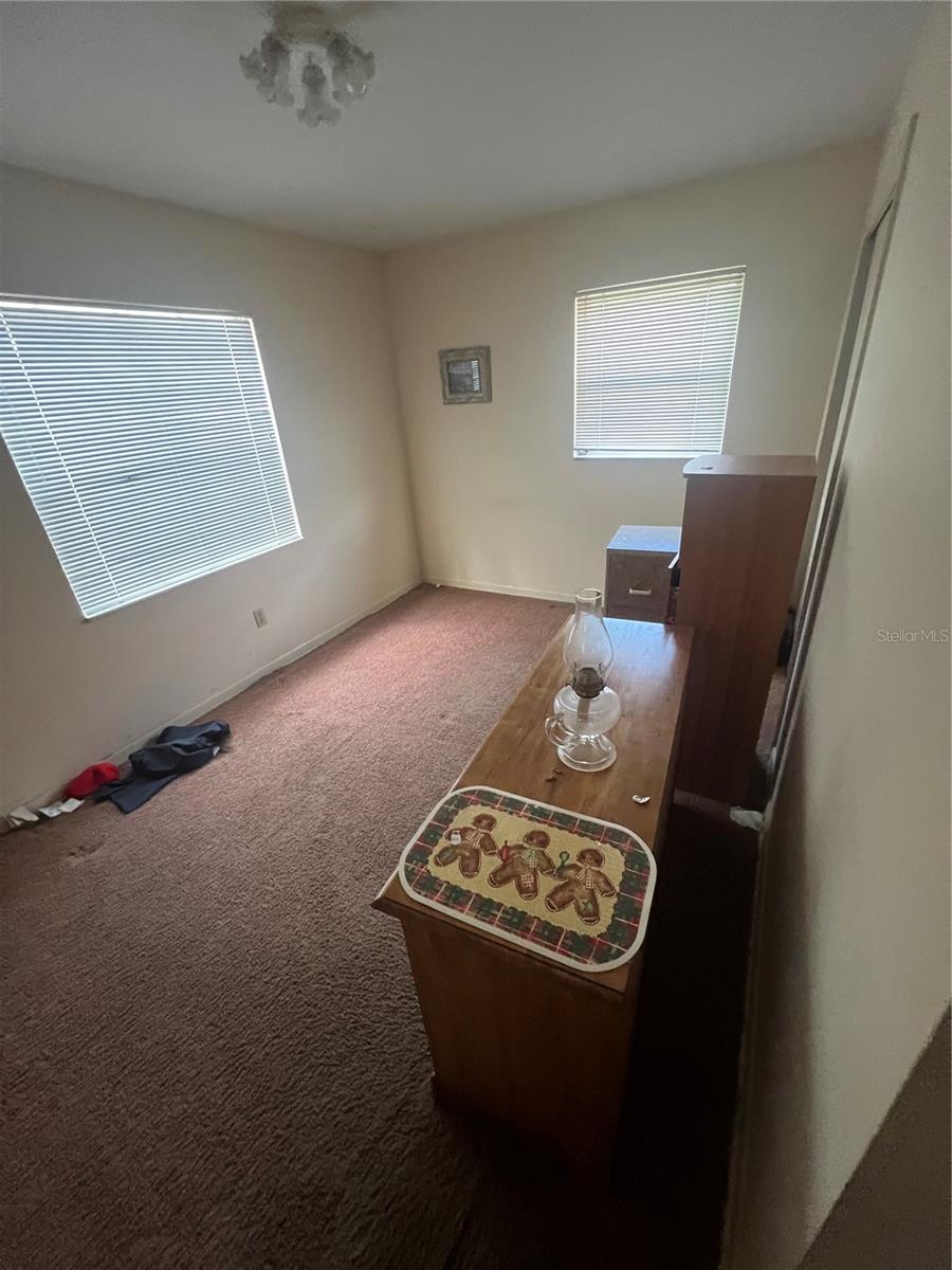 2507 HOLLIS DR, TAMPA, FL, 33618