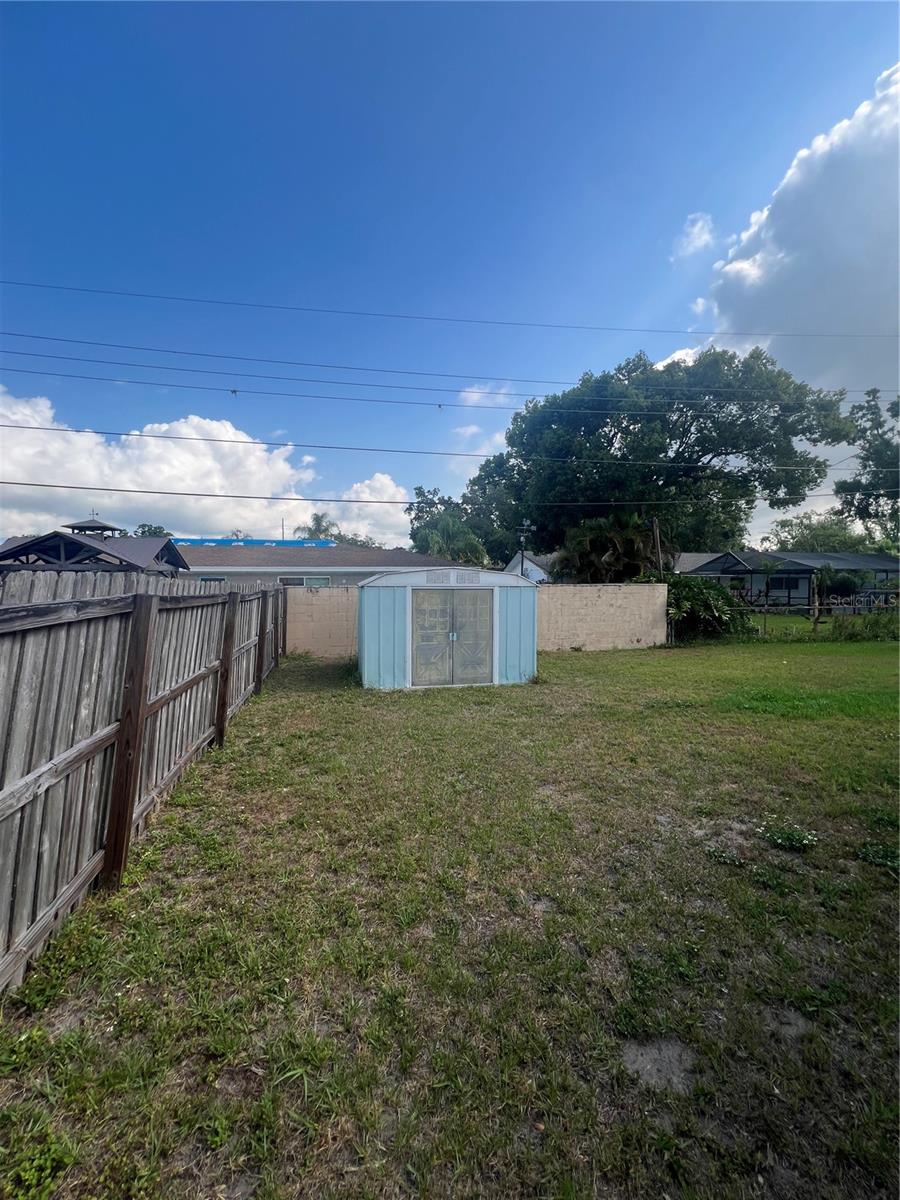 2507 HOLLIS DR, TAMPA, FL, 33618