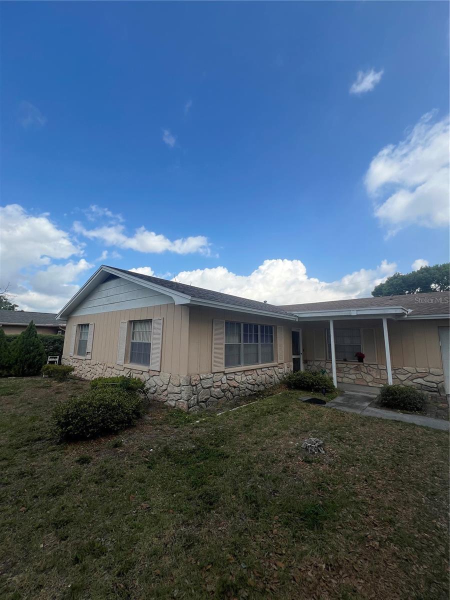 2507 HOLLIS DR, TAMPA, FL, 33618