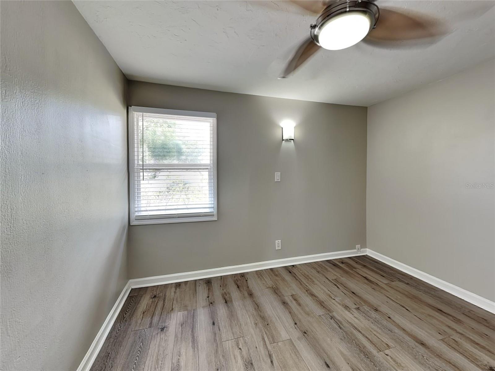 1228 DORIS DR, SARASOTA, FL, 34243