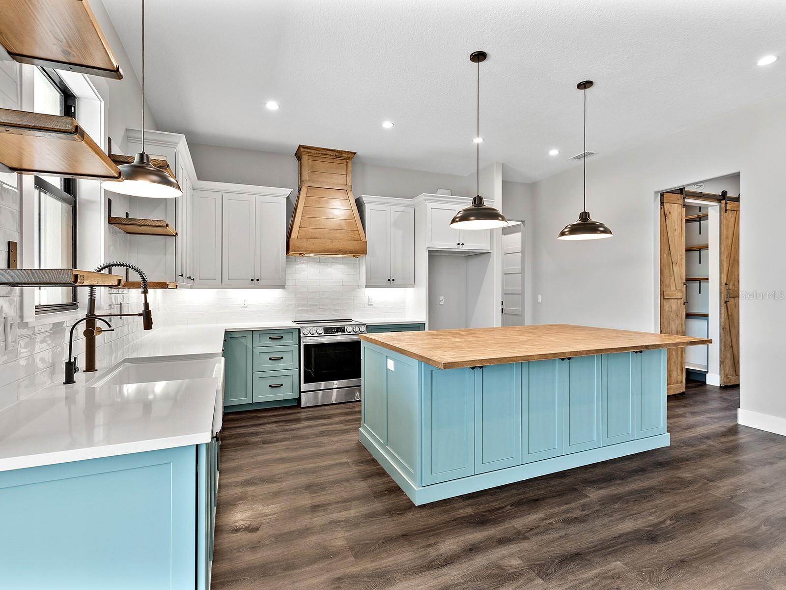 27510 67TH AVE E, MYAKKA CITY, FL, 34251