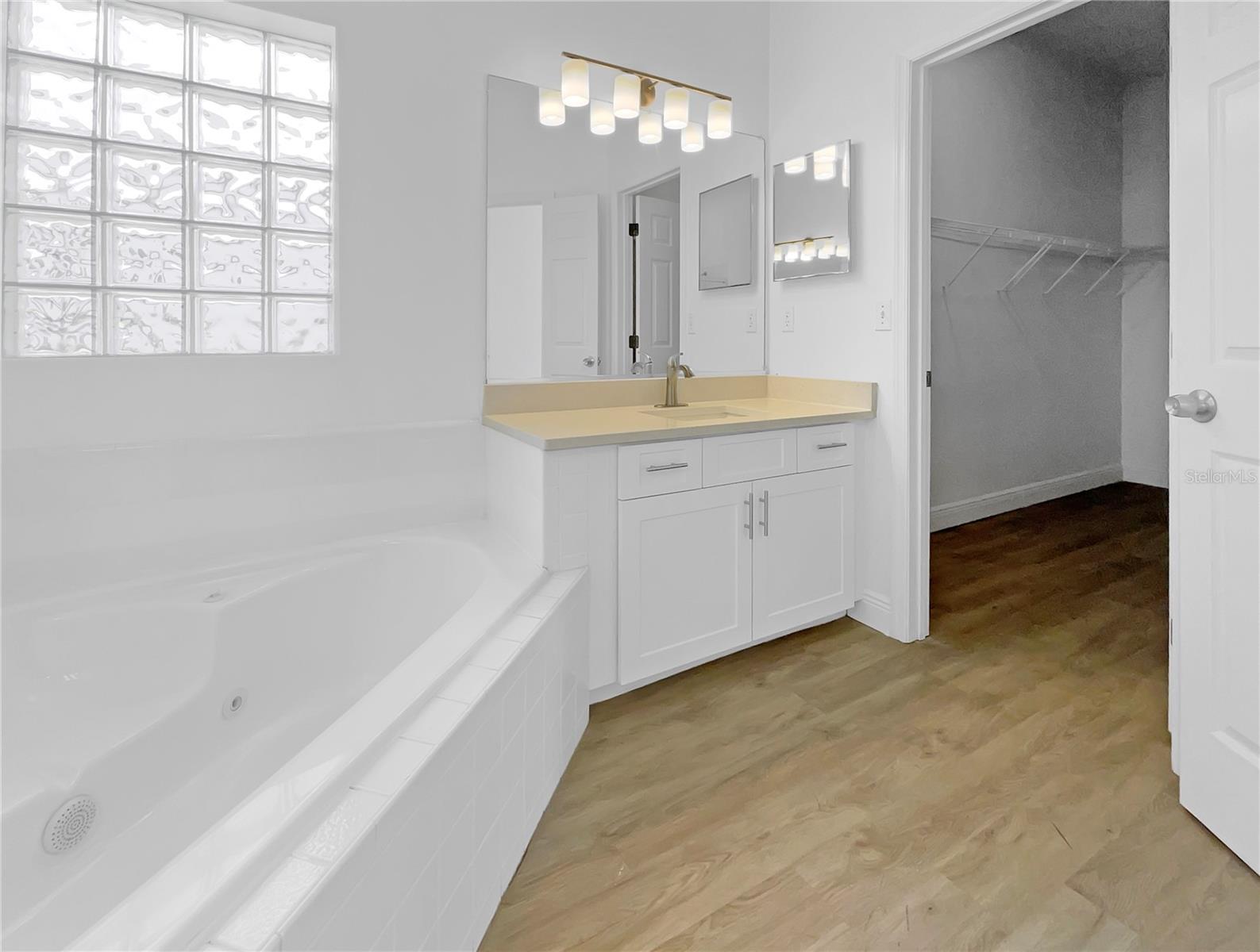 5154 51ST LN W, BRADENTON, FL, 34210