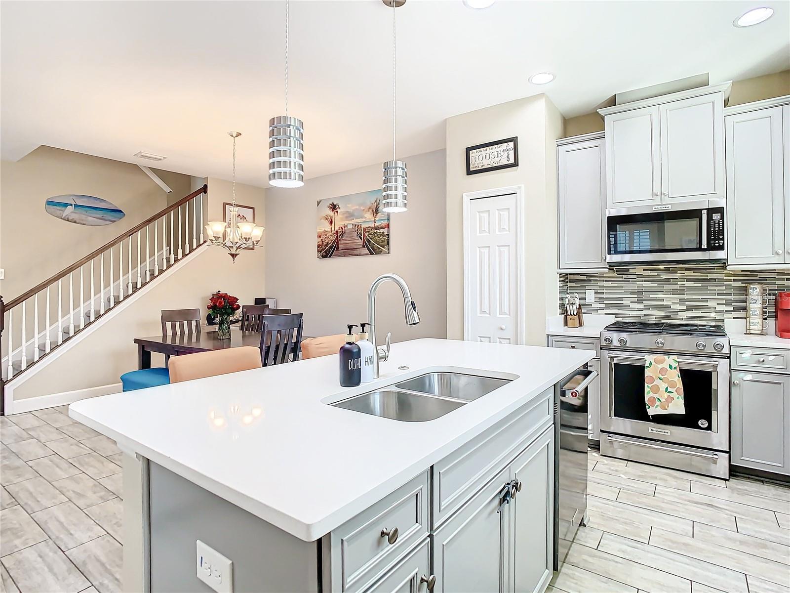 5807 CIRCA FISHHAWK BLVD, LITHIA, FL, 33547