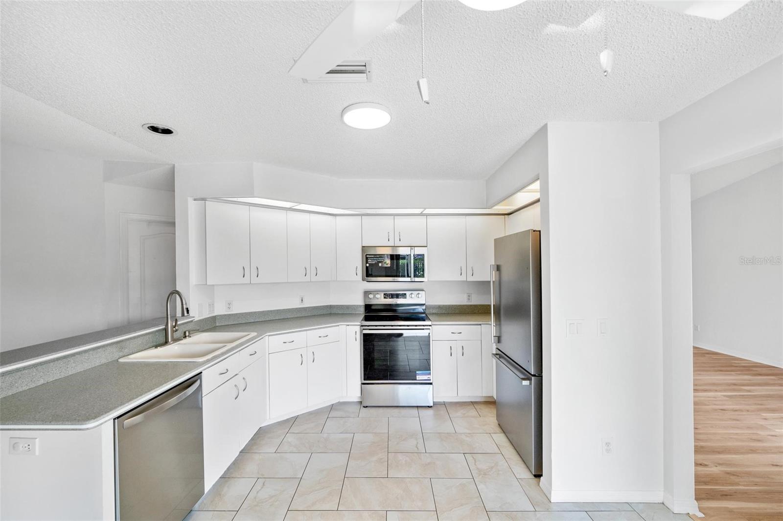 5879 TYLER RD, VENICE, FL, 34293