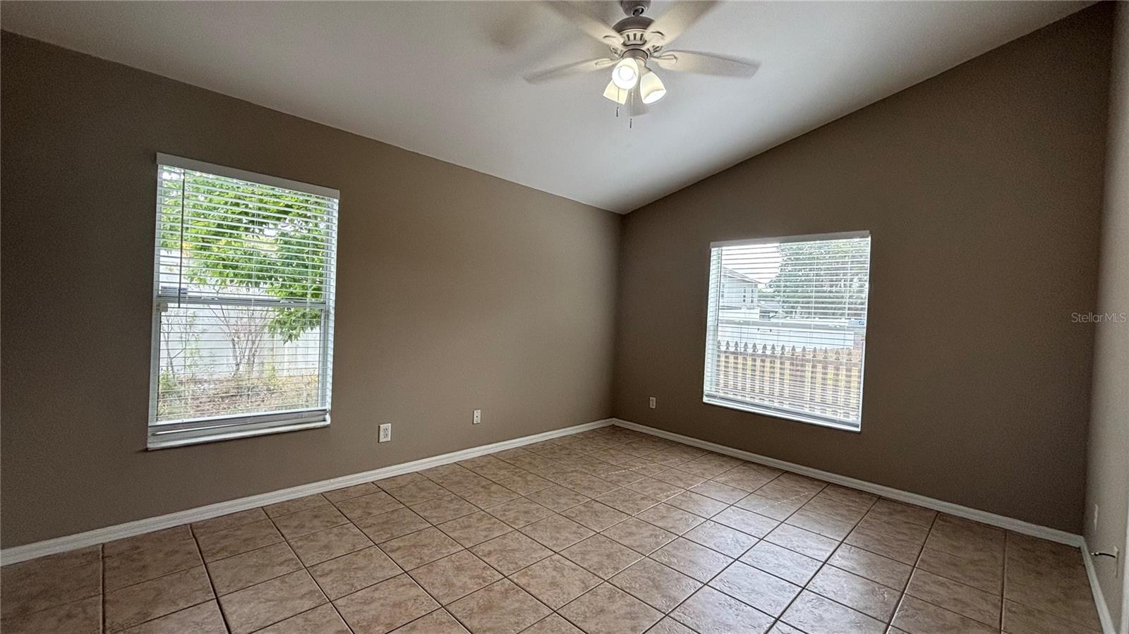 3929 SHAWN CIR, ORLANDO, FL, 32826