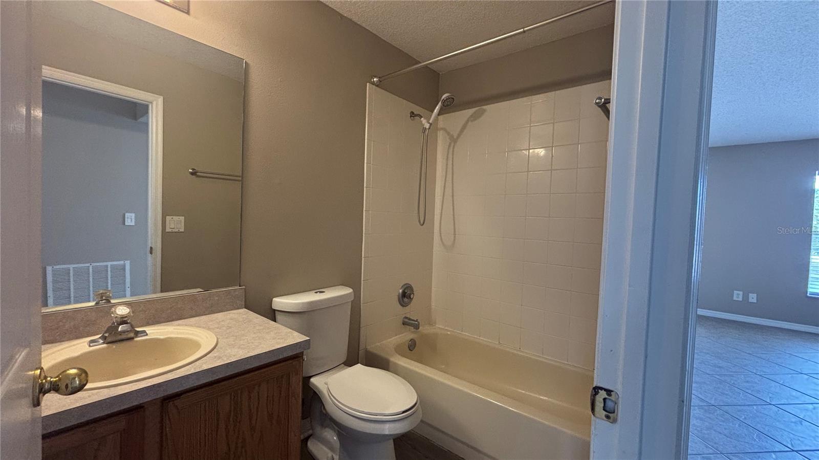 3929 SHAWN CIR, ORLANDO, FL, 32826