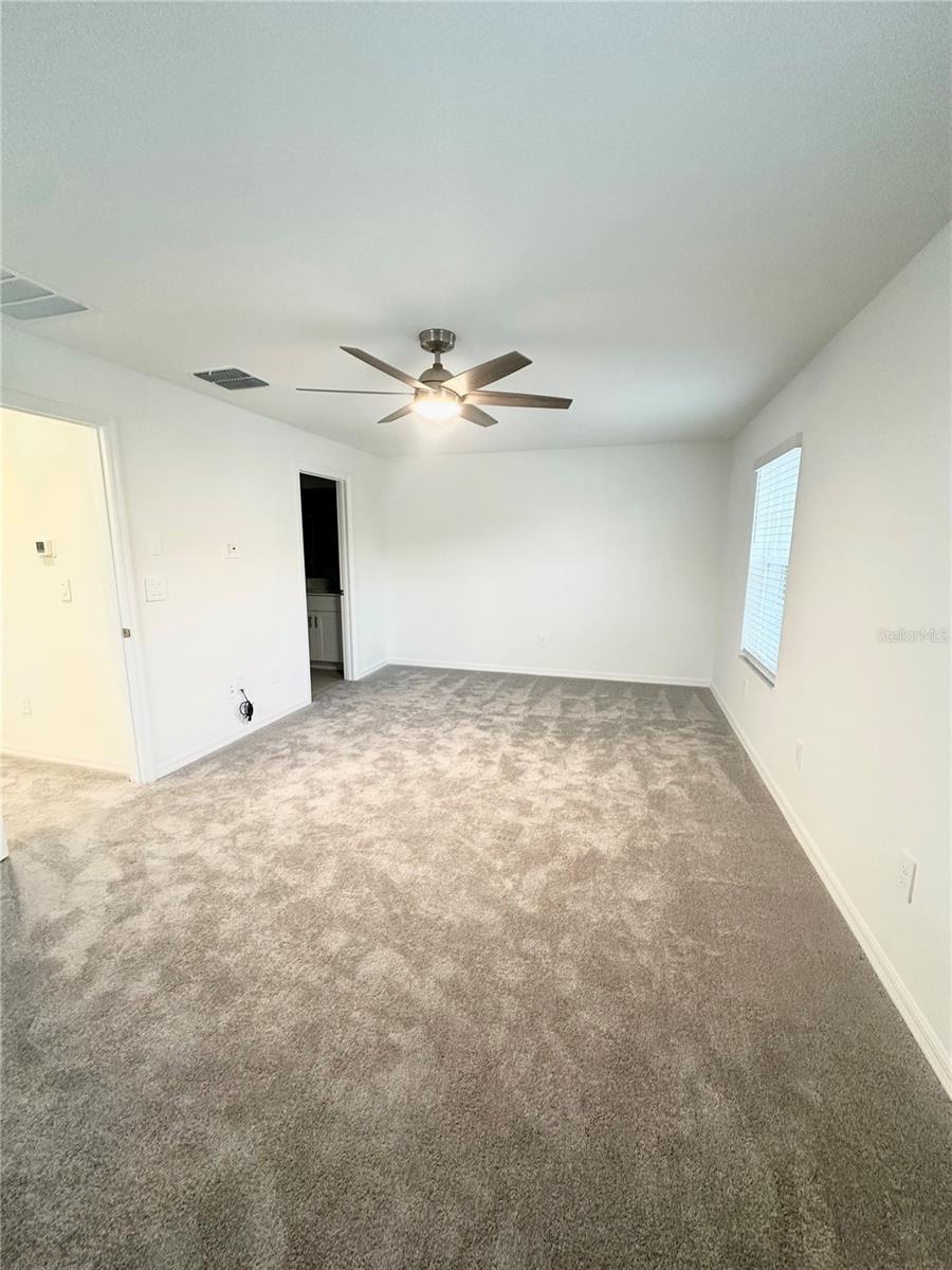 10019 TRUMPET HONEYSUCKLE WAY, SAN ANTONIO, FL, 33576