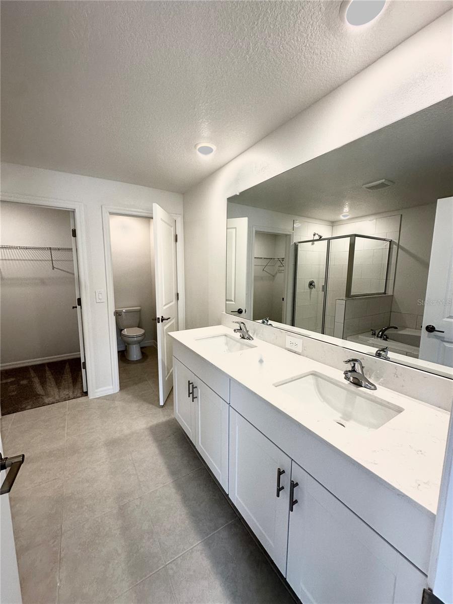 10019 TRUMPET HONEYSUCKLE WAY, SAN ANTONIO, FL, 33576