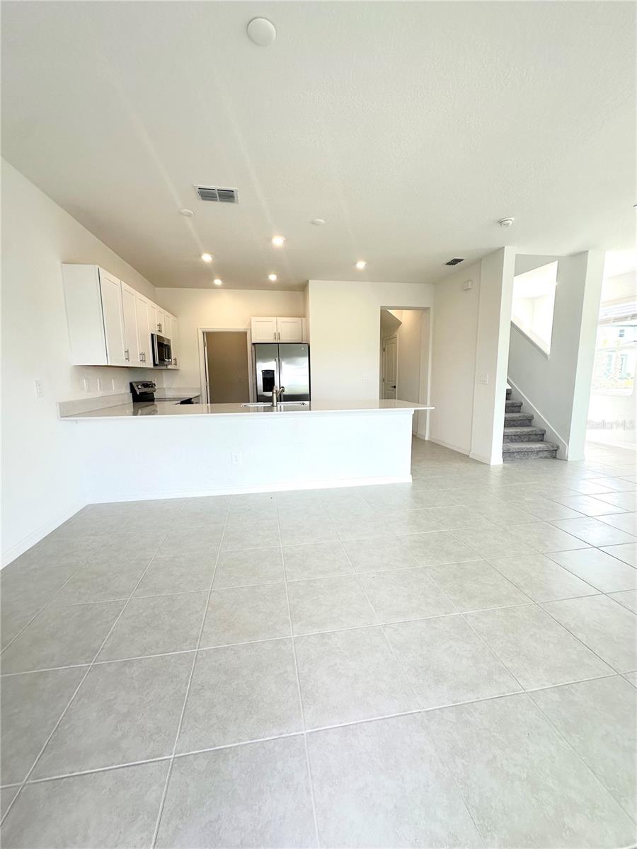 10019 TRUMPET HONEYSUCKLE WAY, SAN ANTONIO, FL, 33576