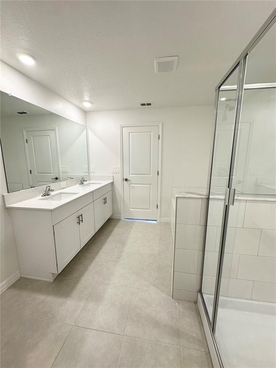 10019 TRUMPET HONEYSUCKLE WAY, SAN ANTONIO, FL, 33576