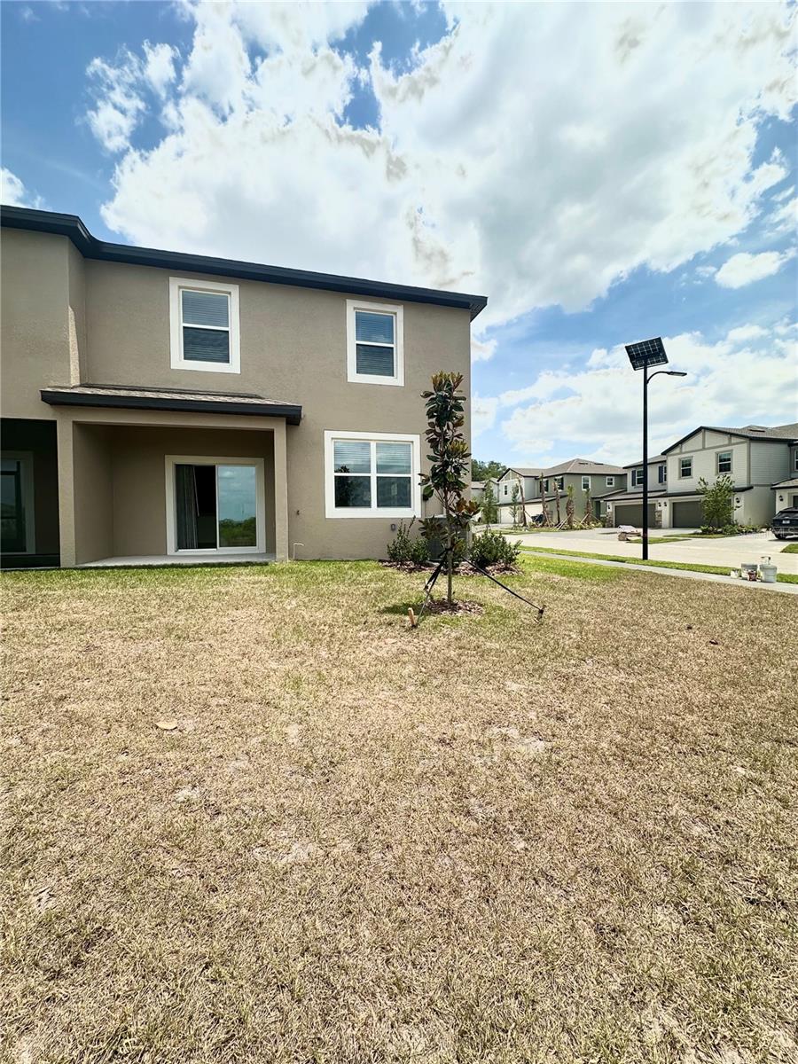 10019 TRUMPET HONEYSUCKLE WAY, SAN ANTONIO, FL, 33576