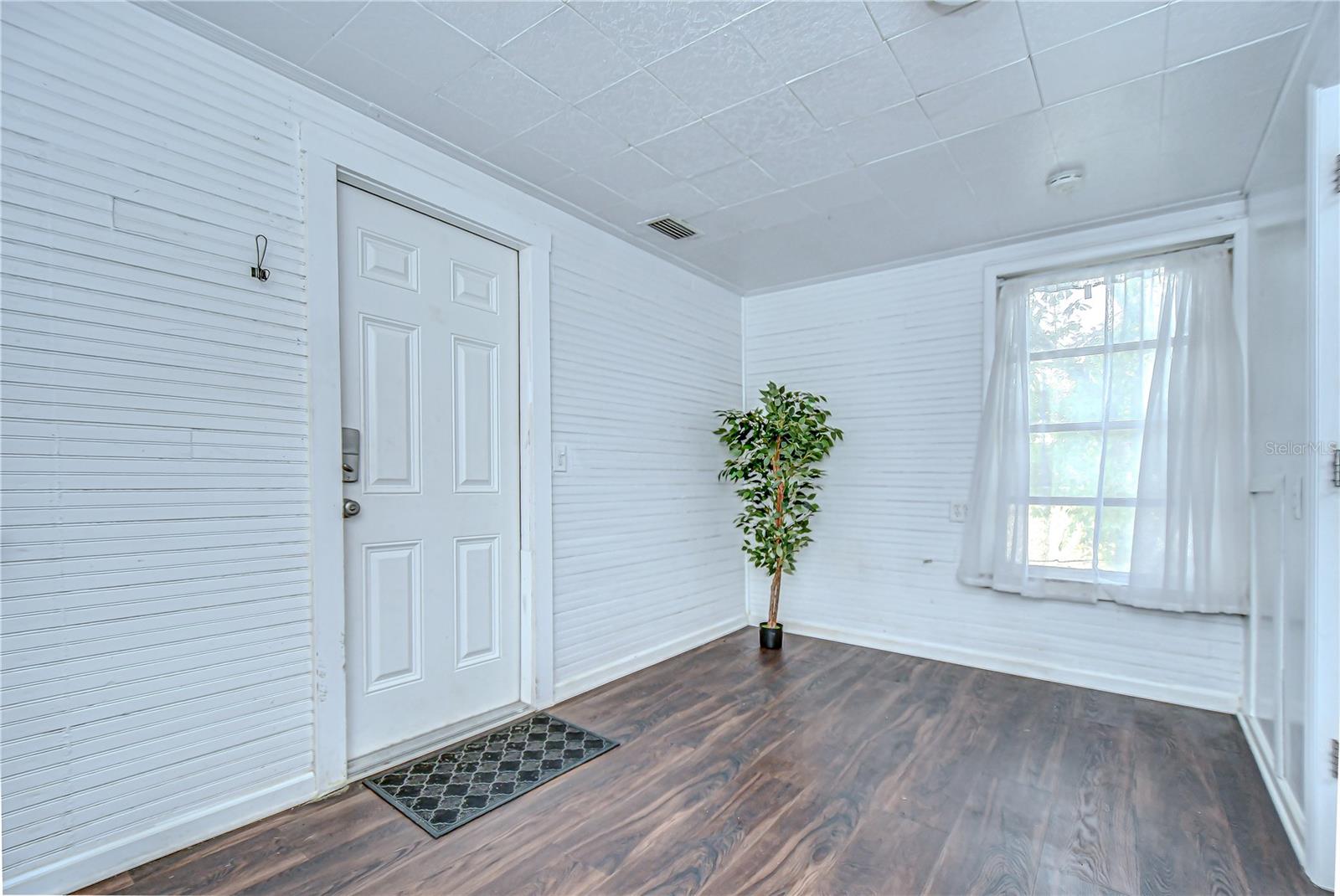 5437 DELETTE AVE S #B, ST PETERSBURG, FL, 33707