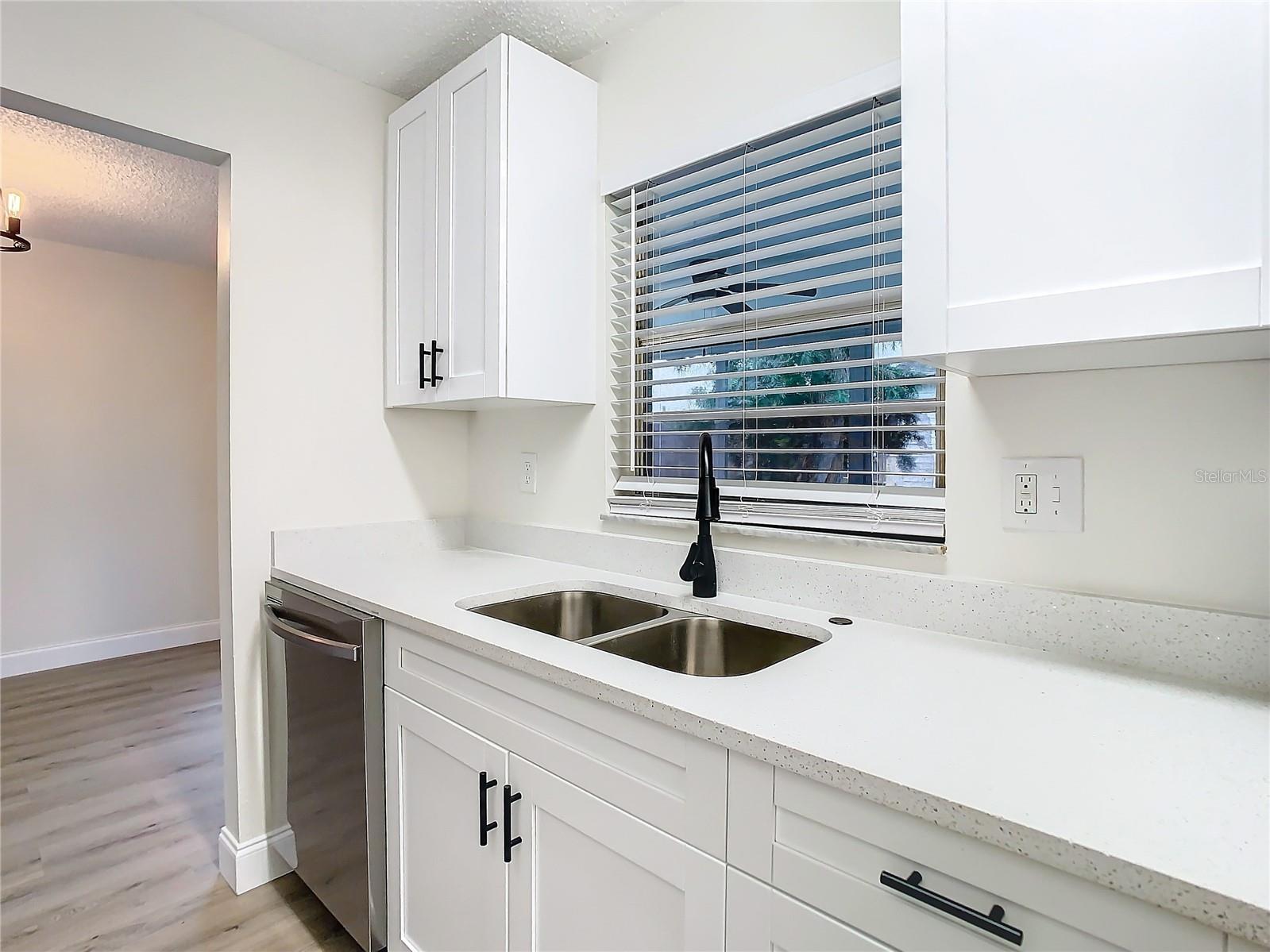 7400 MITCHELL RANCH RD, NEW PORT RICHEY, FL, 34655